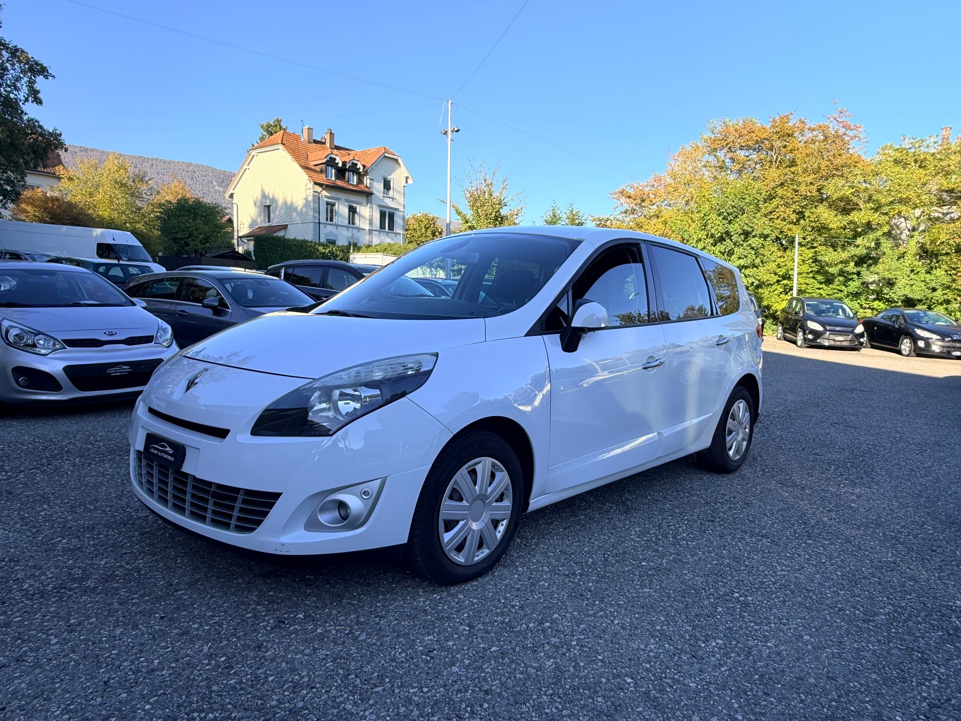 RENAULT Grand Scénic 2.0 16V Expression X-Tronic CVT-image-8