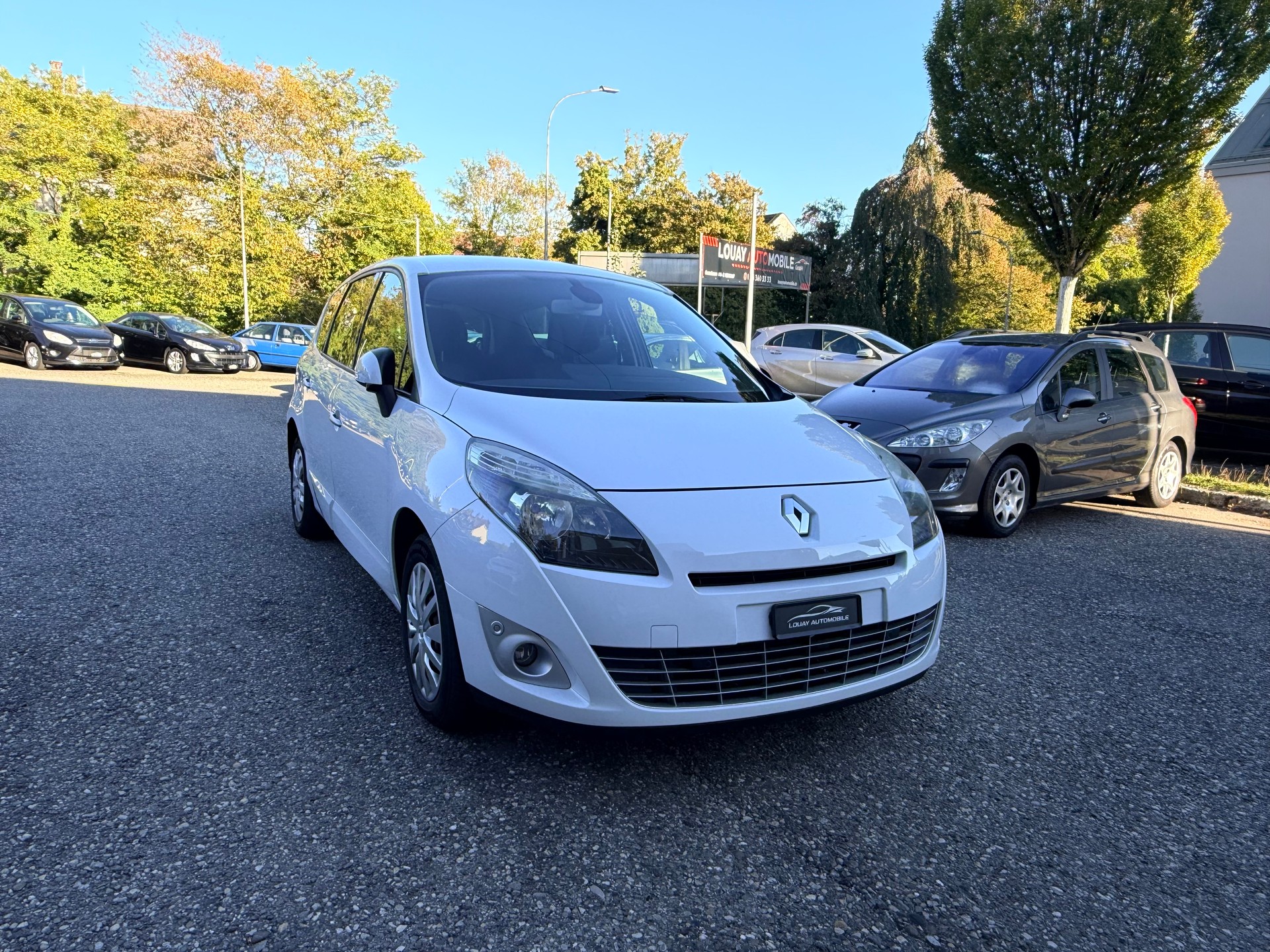 RENAULT Grand Scénic 2.0 16V Expression X-Tronic CVT-image-4
