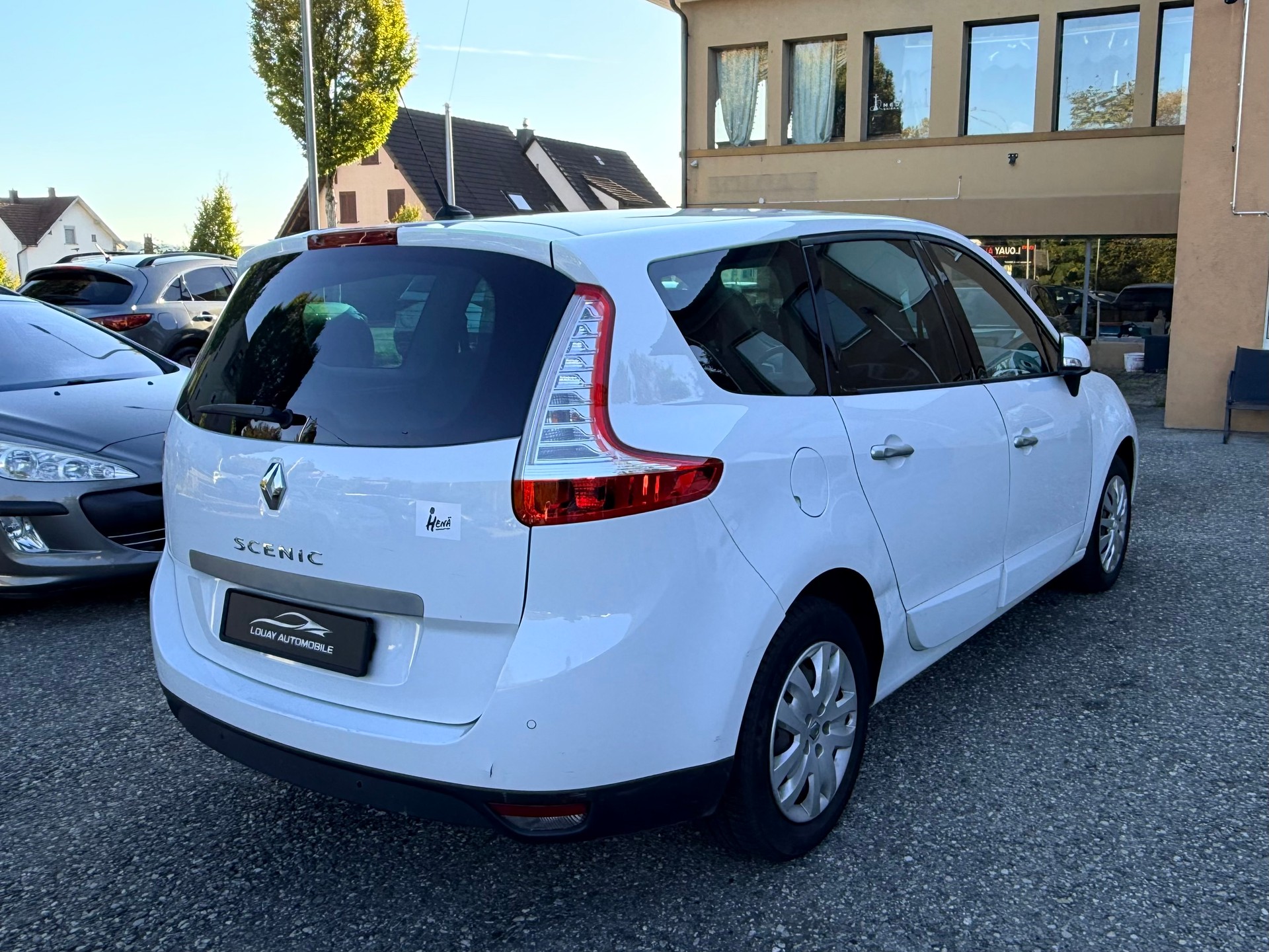 RENAULT Grand Scénic 2.0 16V Expression X-Tronic CVT-image-10