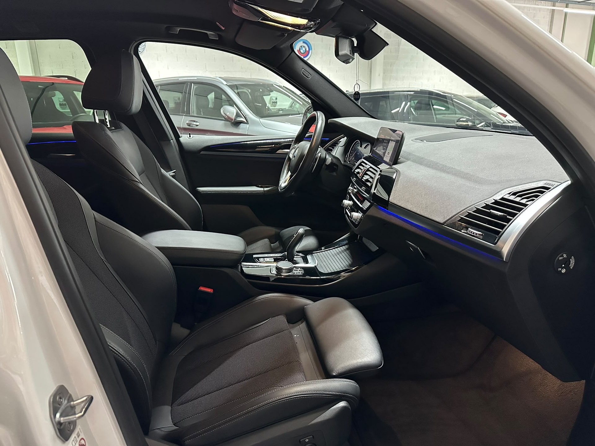 BMW X3 xDrive 20i Steptronic-image-10