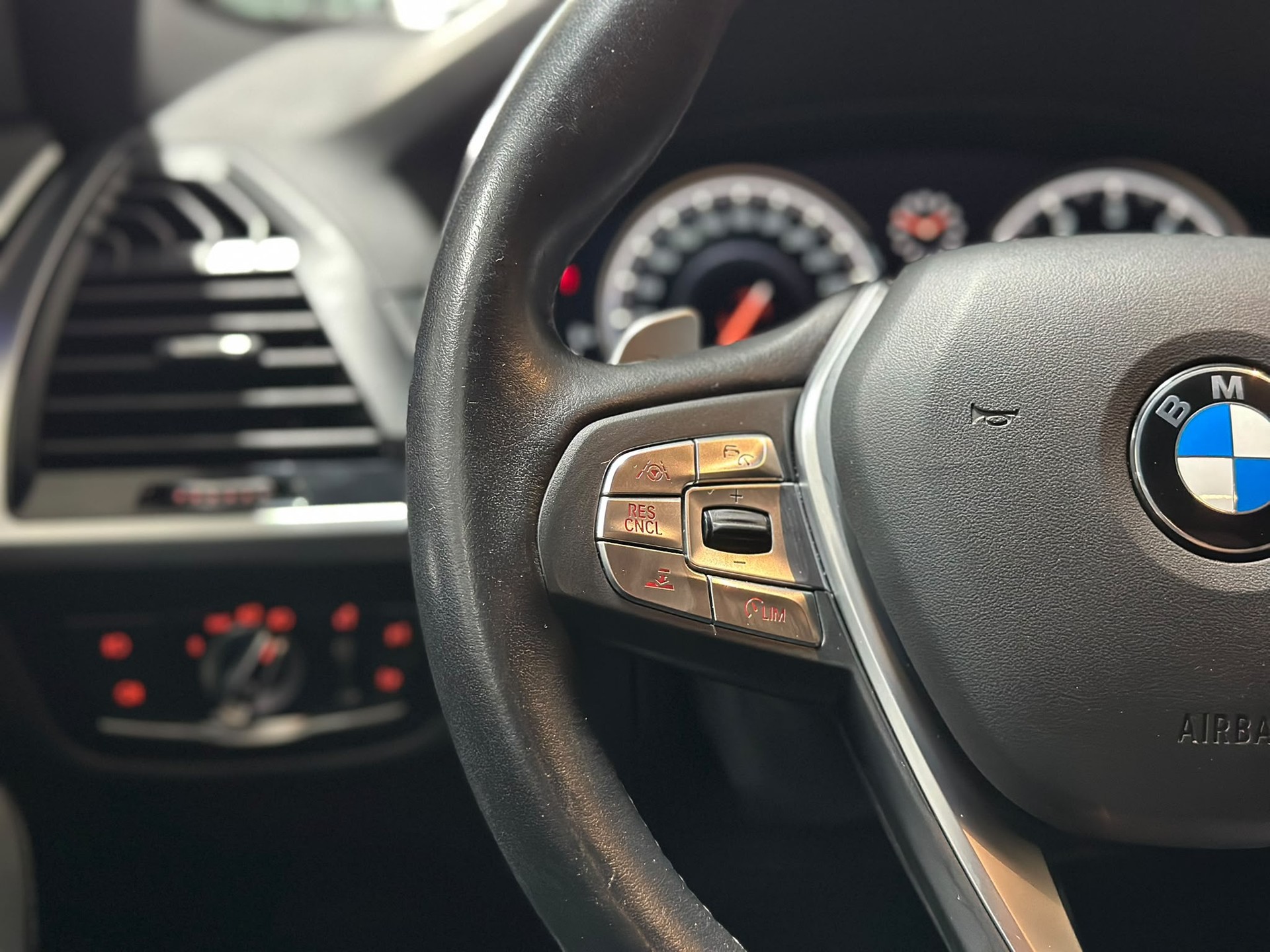 BMW X3 xDrive 20i Steptronic-image-11