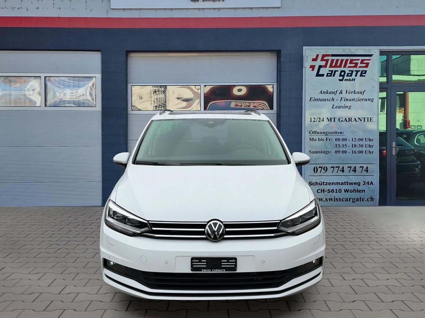 VW Touran 2.0 TDI BlueMotion Technology Comfortline DSG mit AHK & 7 Plätze + Panoramadach-image-2