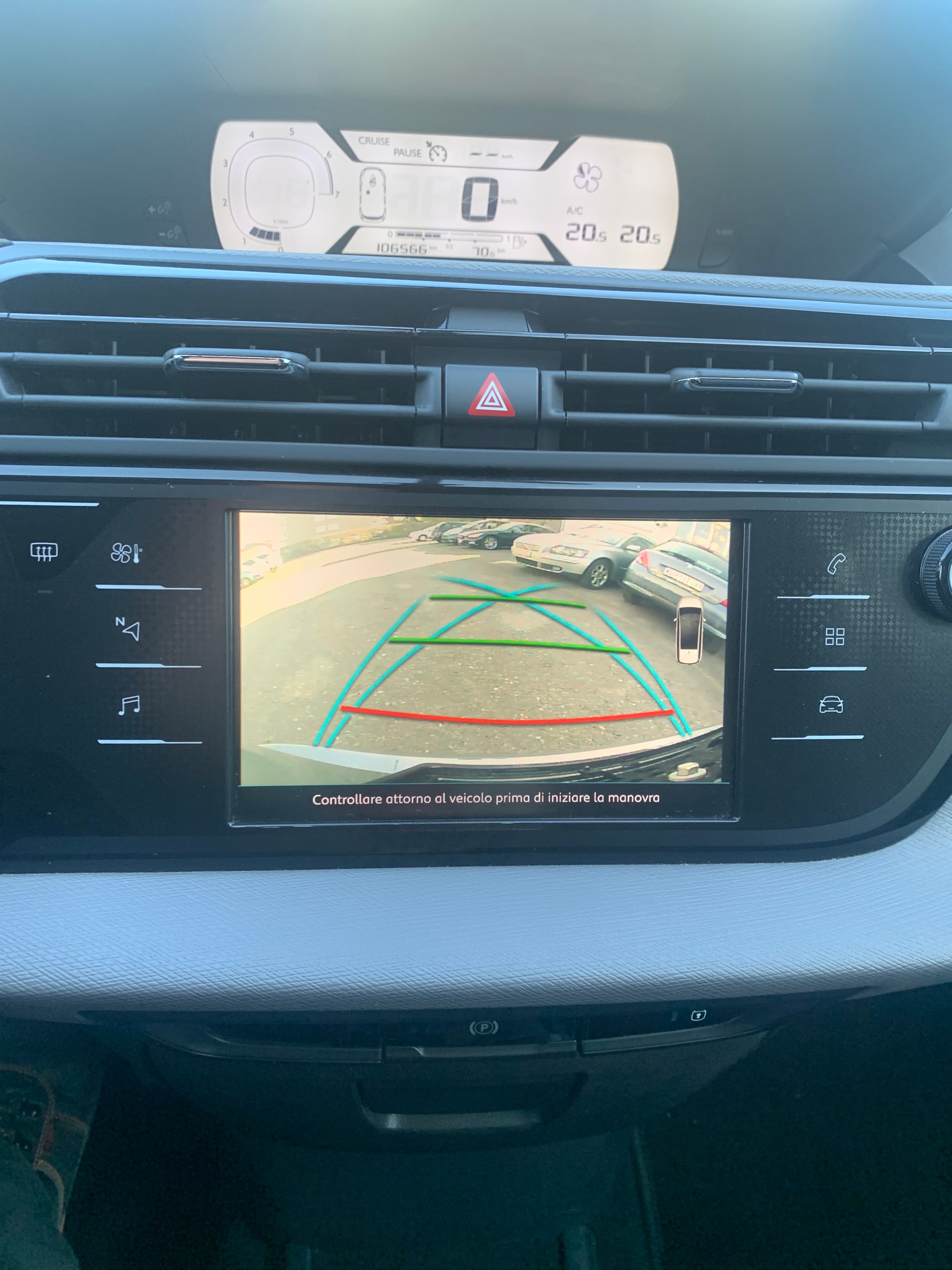 CITROEN C4 Picasso 1.2 Pure Tech Feel Edition-image-5