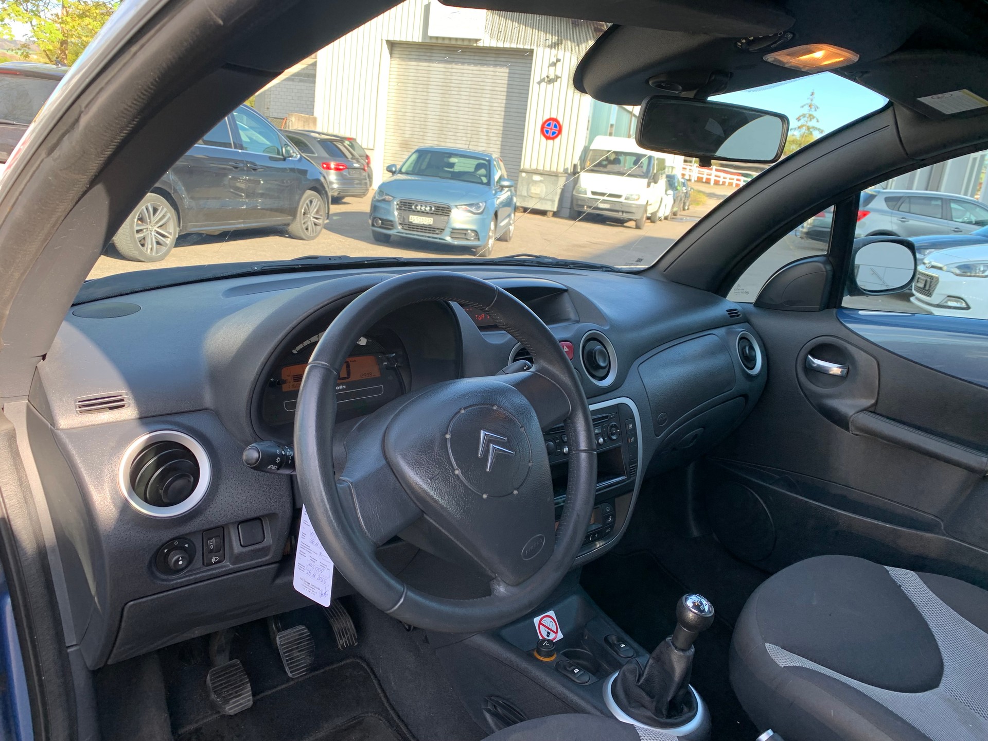CITROEN C4 Picasso 1.2 Pure Tech Feel Edition-image-12
