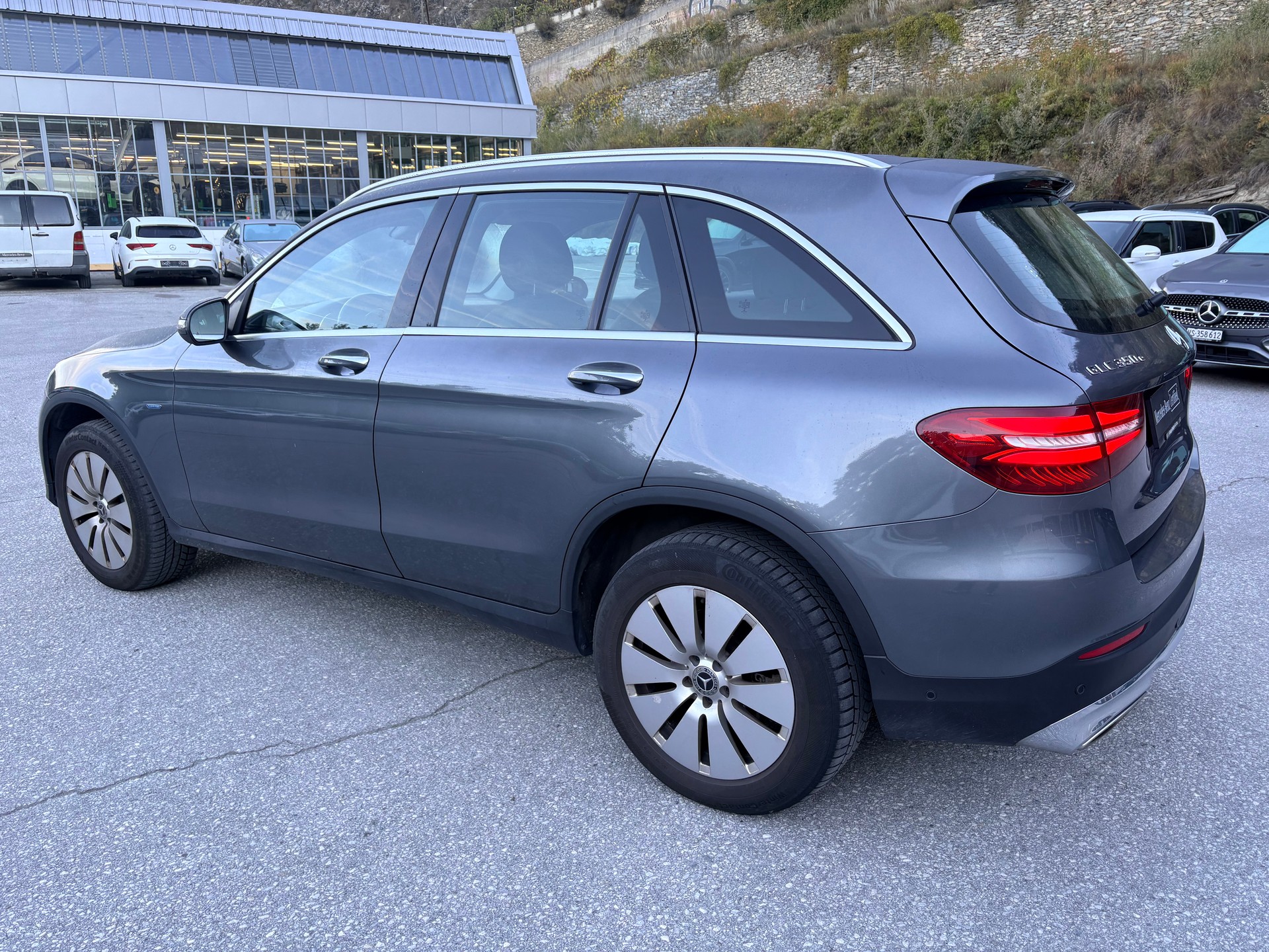 MERCEDES-BENZ GLC 350 e Exclusive 4Matic 7G-Tronic-image-3