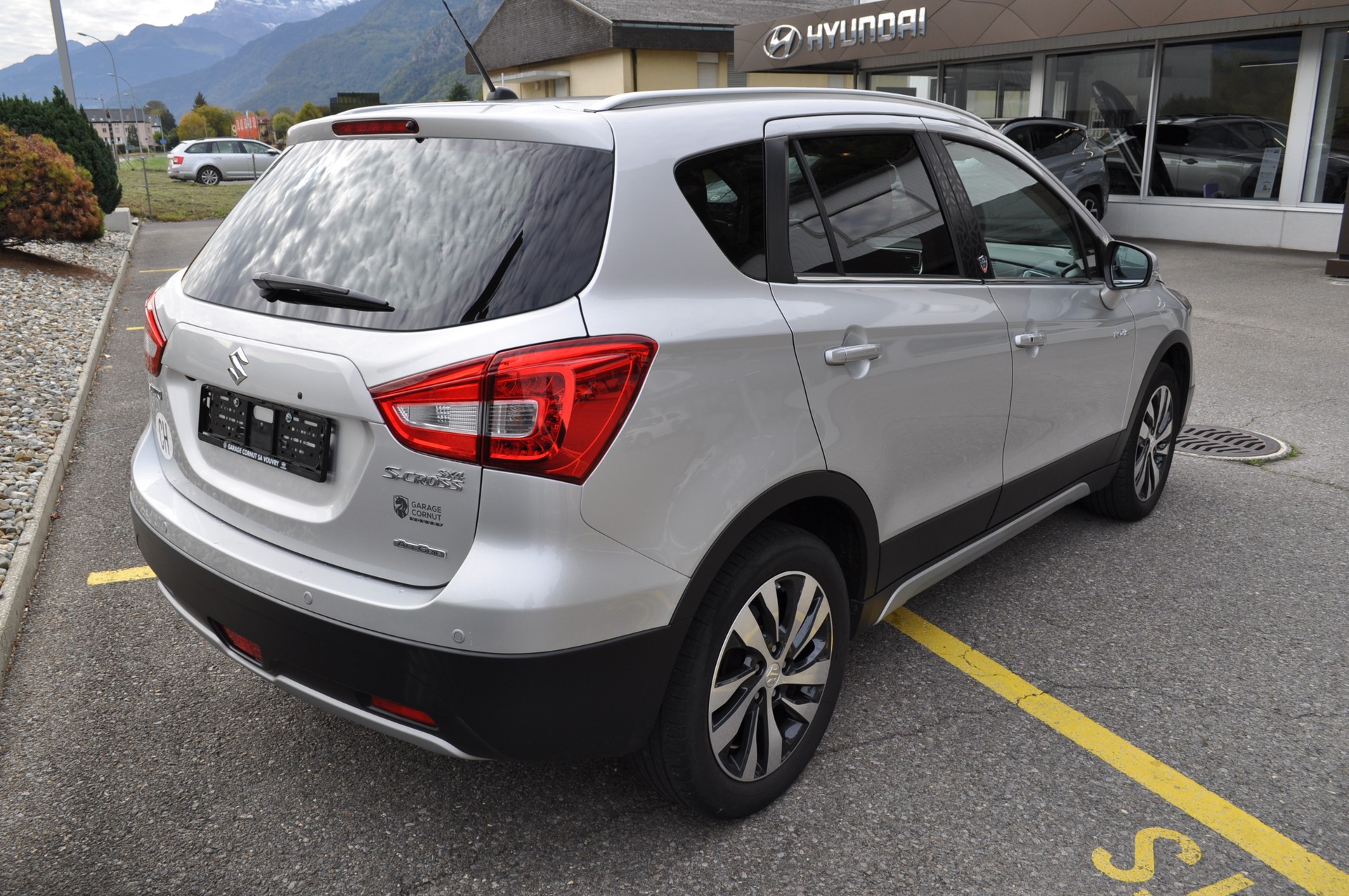 SUZUKI SX4 S-Cross 1.4 16V Piz Sulai Top 4WD-image-5