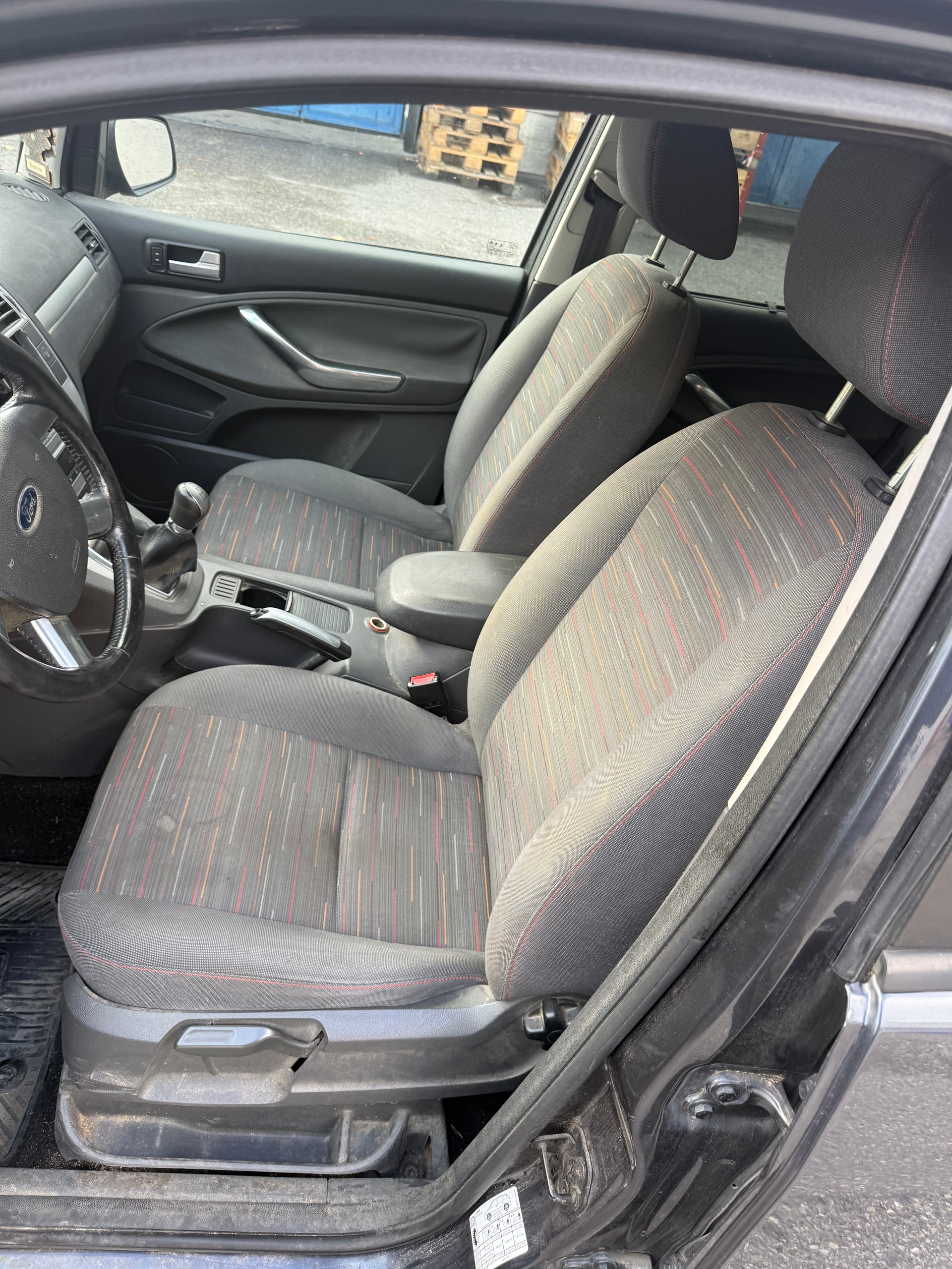 FORD C-Max 1.8 16V Carving-image-7