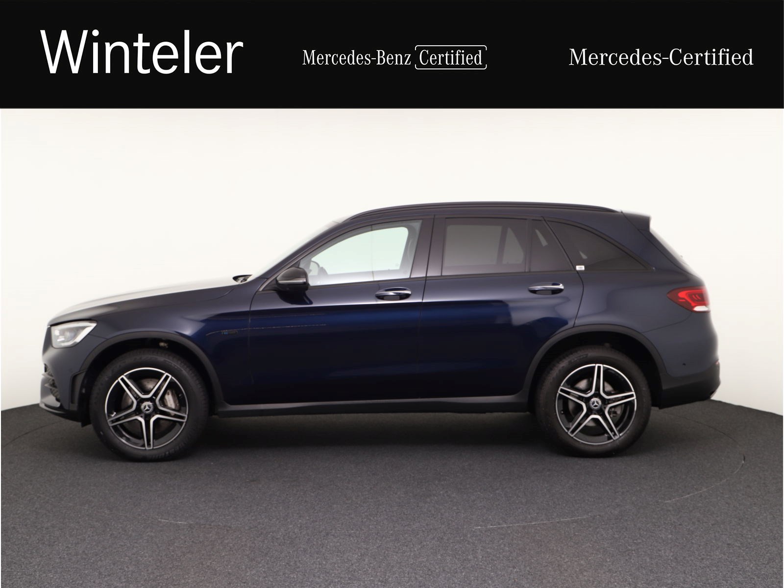 MERCEDES-BENZ GLC 300 de AMG Line 4M A-image-8