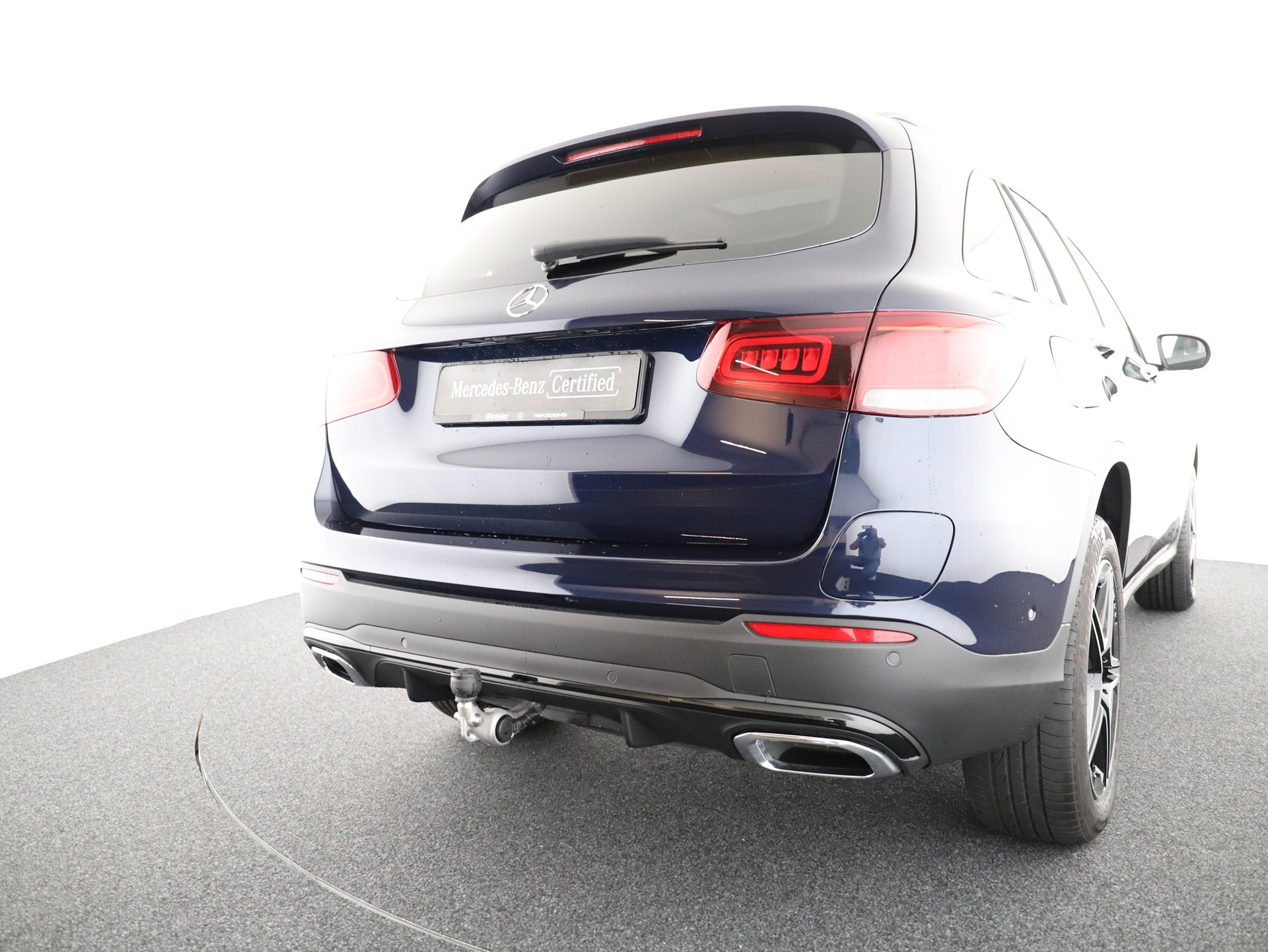 MERCEDES-BENZ GLC 300 de AMG Line 4M A-image-9