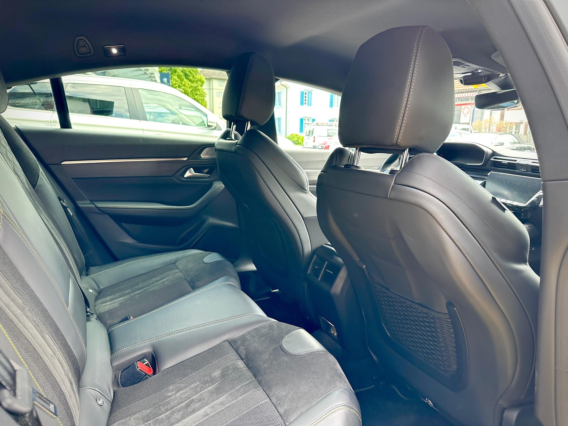 PEUGEOT 508 1.6 Plug-in Hybrid4 PSE-image-8