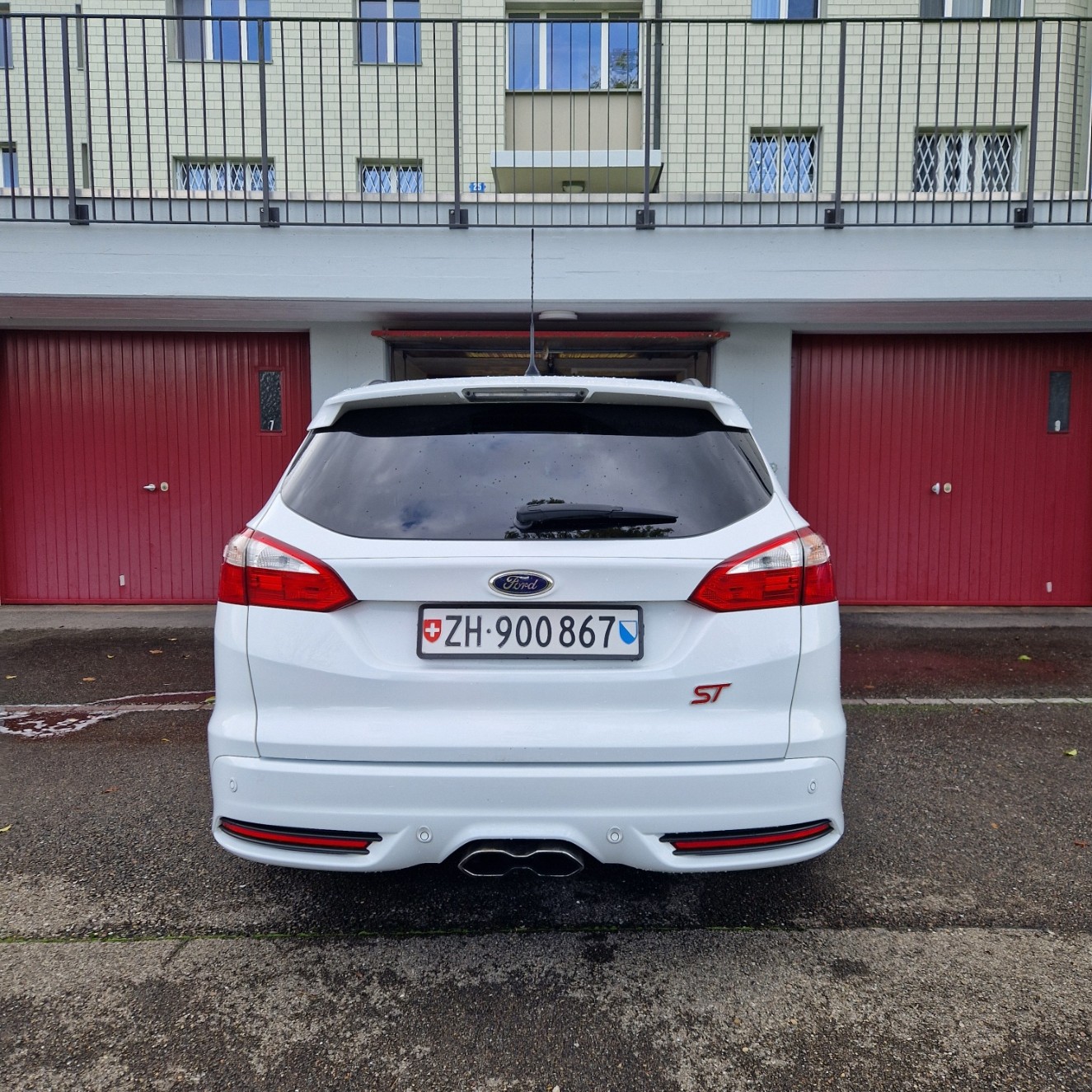 FORD Focus 2.0 SCTi ST-2-image-5