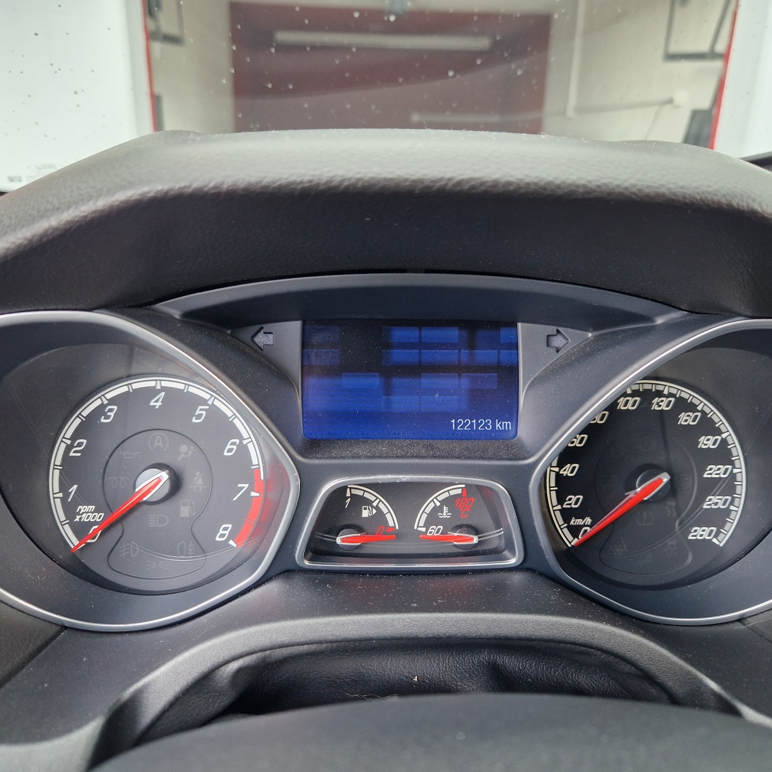 FORD Focus 2.0 SCTi ST-2-image-11
