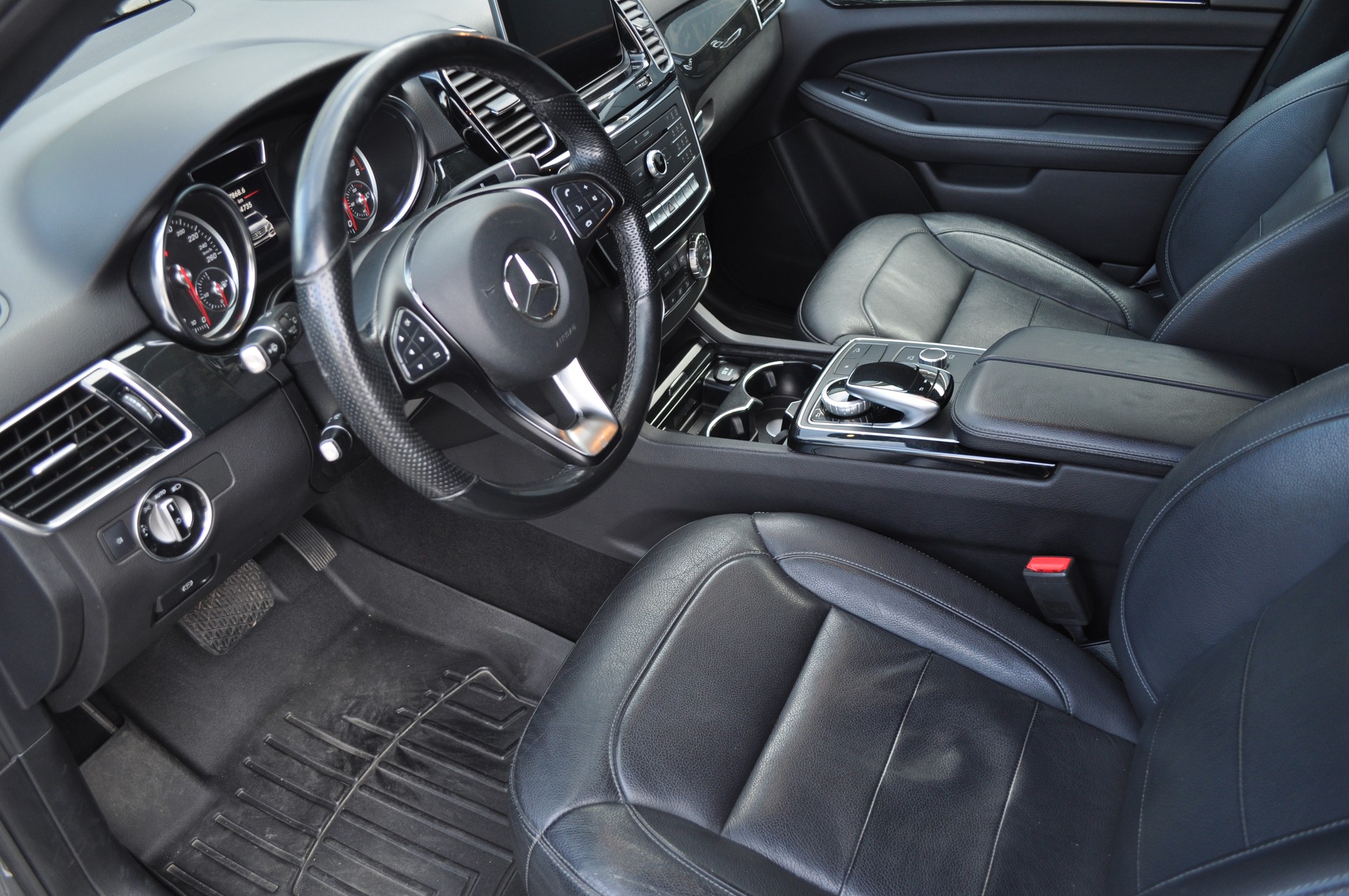 MERCEDES-BENZ GLE 350 d Executive 4M-image-7