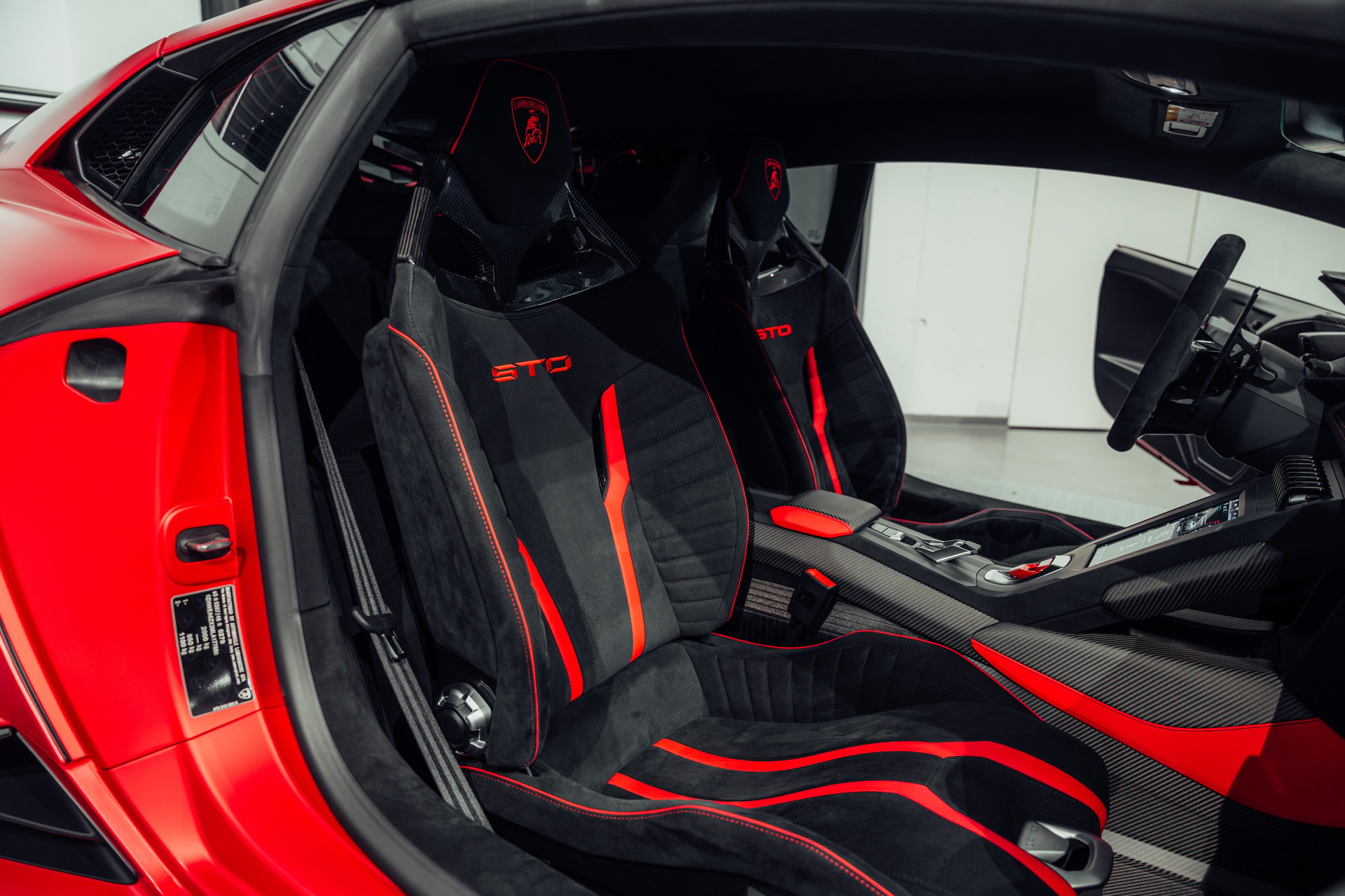 LAMBORGHINI Huracan STO Coupé DCT RWD-image-23