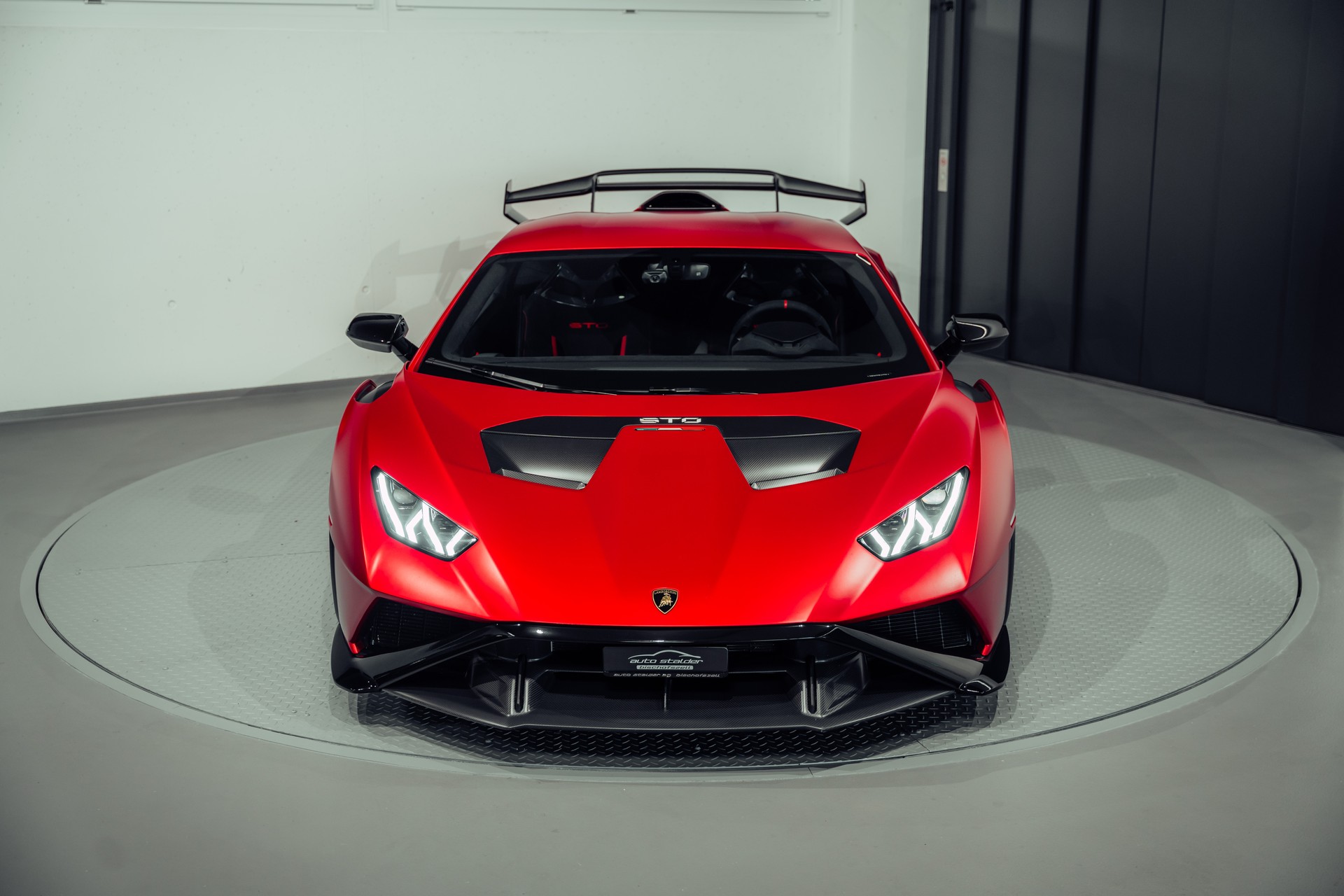 LAMBORGHINI Huracan STO Coupé DCT RWD-image-15