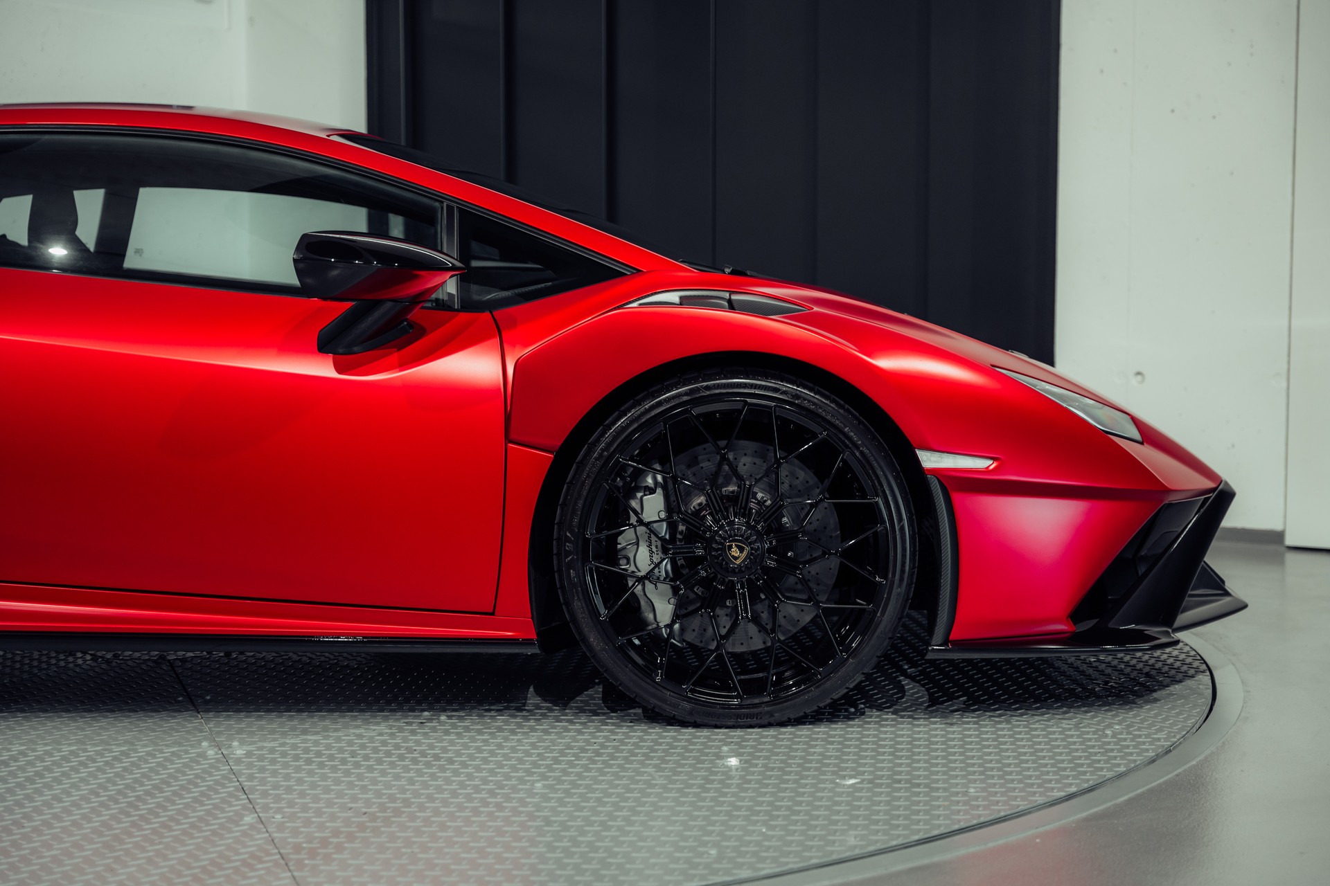LAMBORGHINI Huracan STO Coupé DCT RWD-image-7
