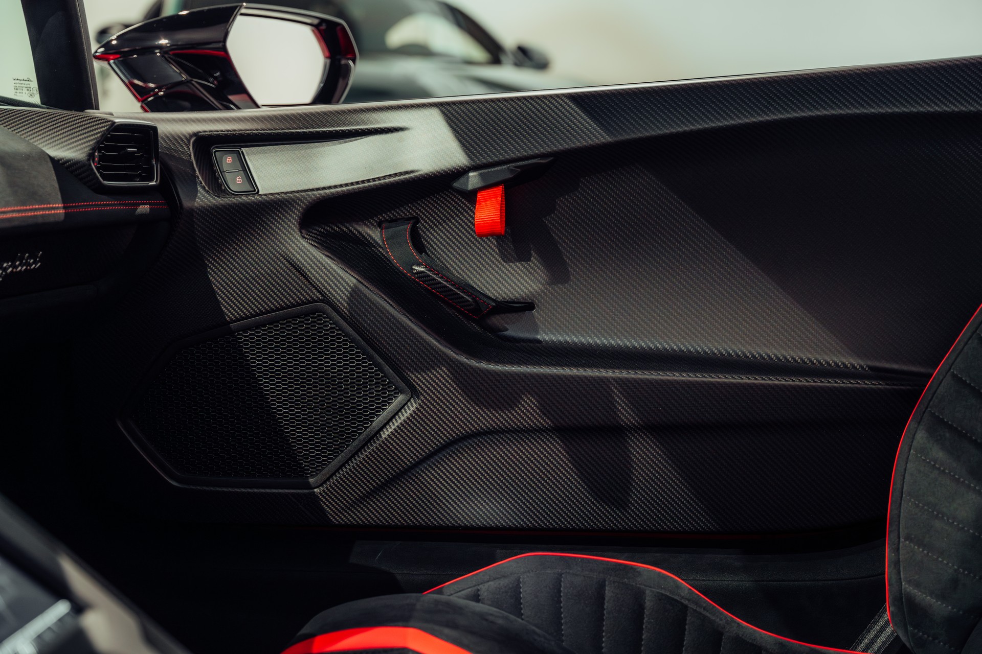 LAMBORGHINI Huracan STO Coupé DCT RWD-image-19