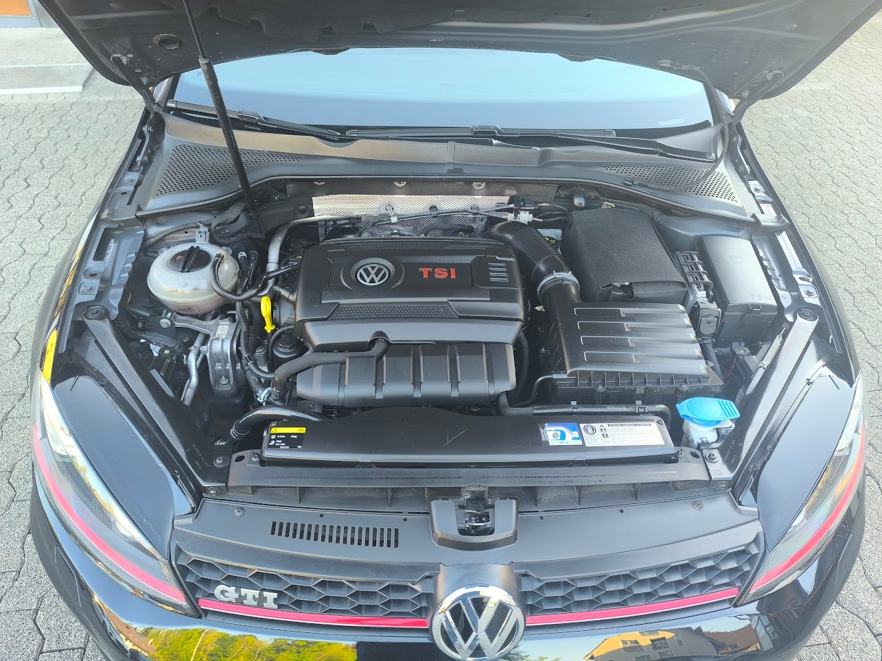 VW Golf 2.0 TSI GTI Performance DSG-image-10
