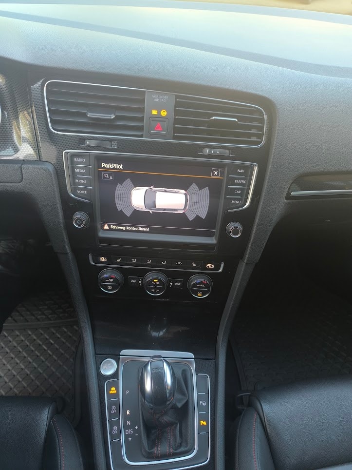 VW Golf 2.0 TSI GTI Performance DSG-image-6