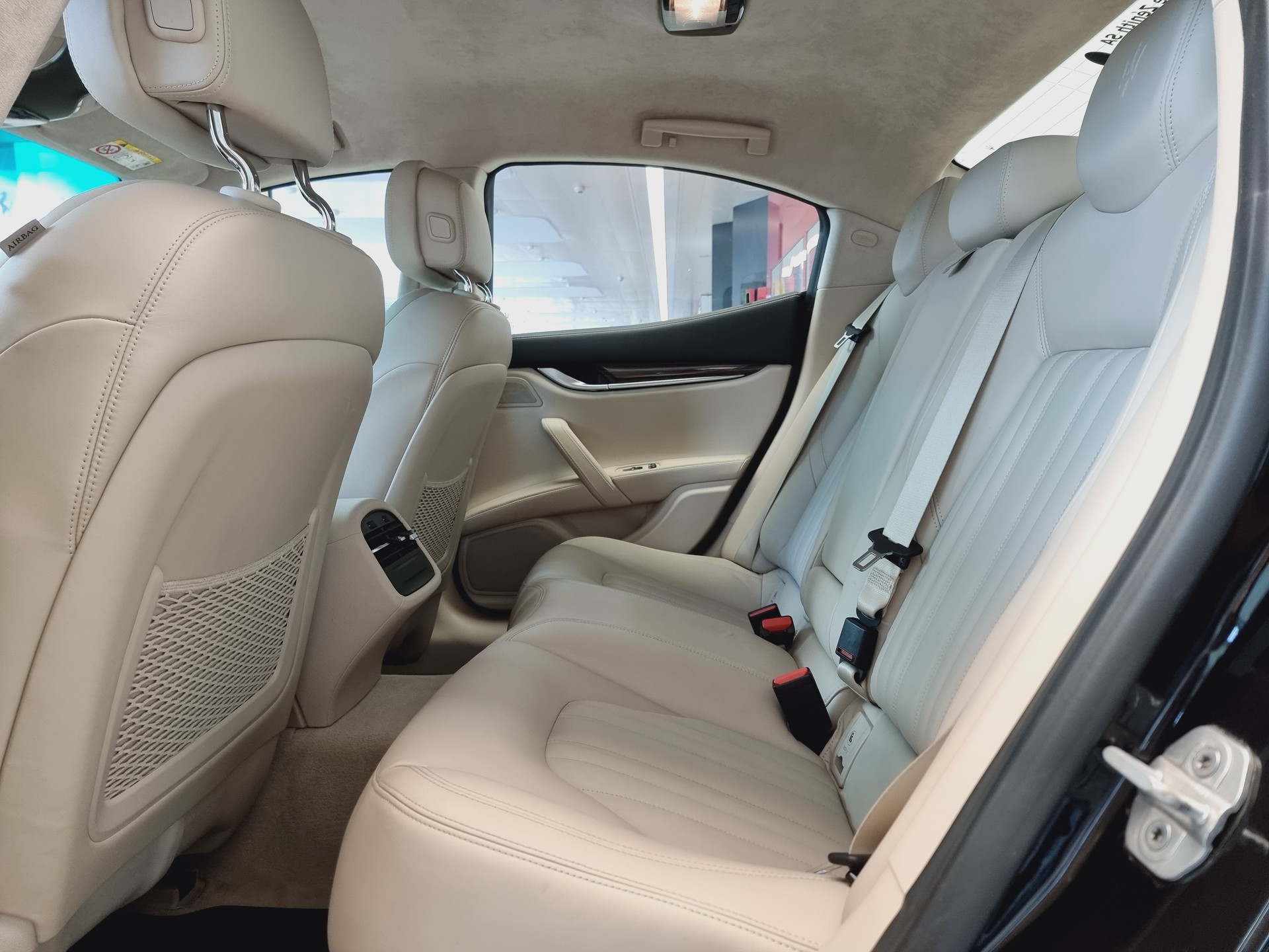 MASERATI Ghibli S Q4 3.0 V6 Automatica-image-14