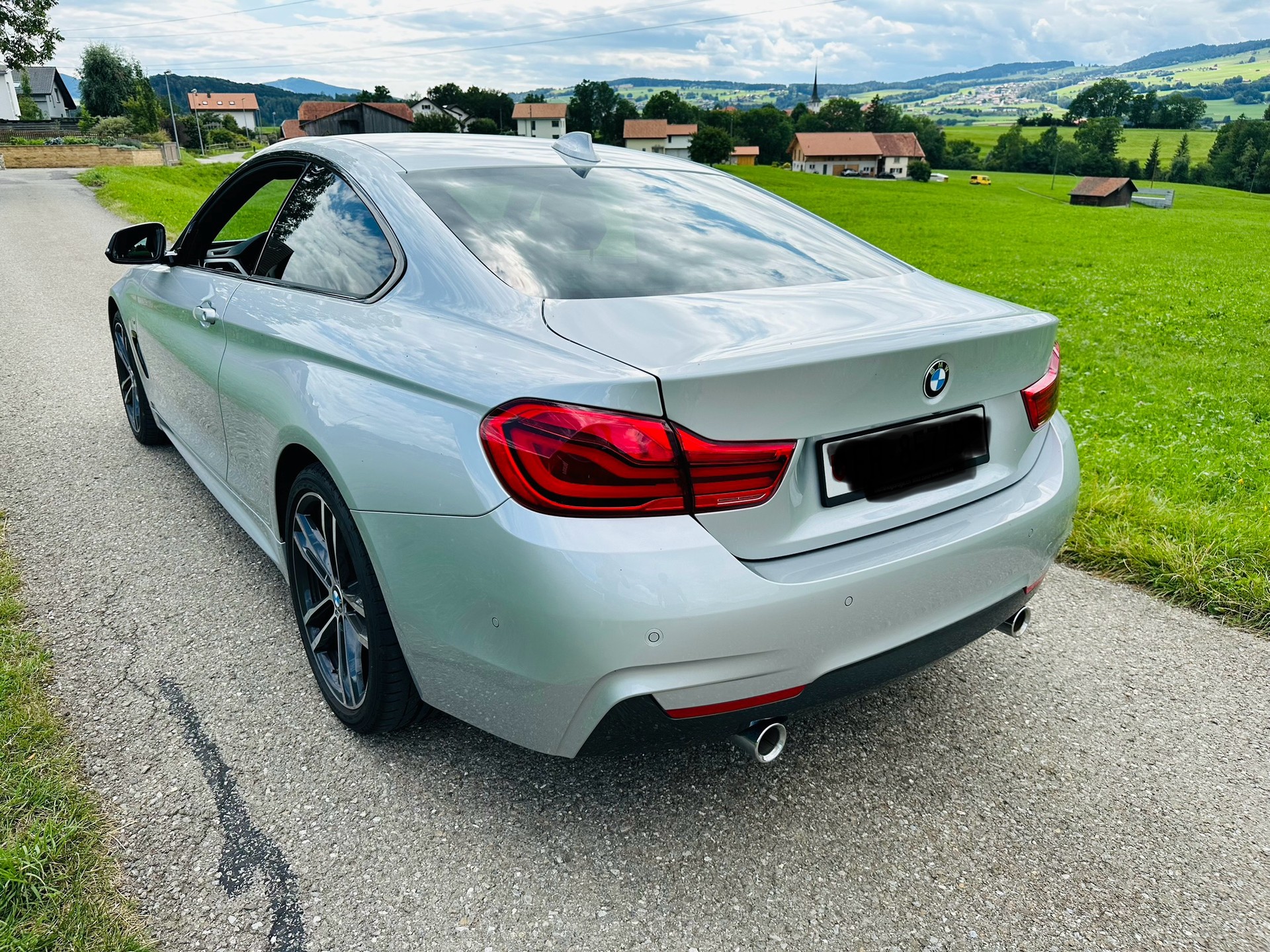 BMW 440i Coupé xDrive M Sport Steptronic-image-1