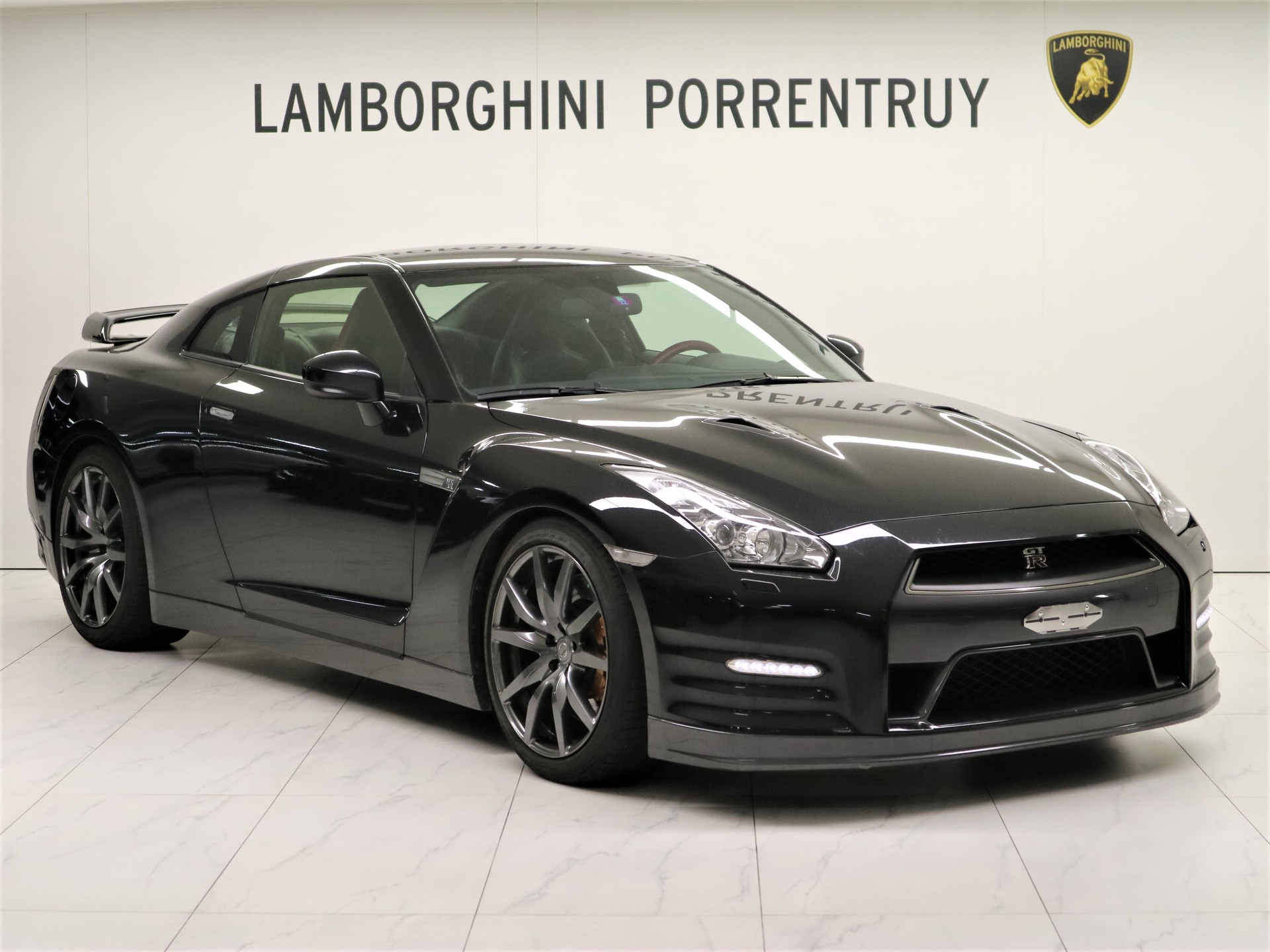 NISSAN GT-R 3.8 V6 Biturbo Black Edition-image-0