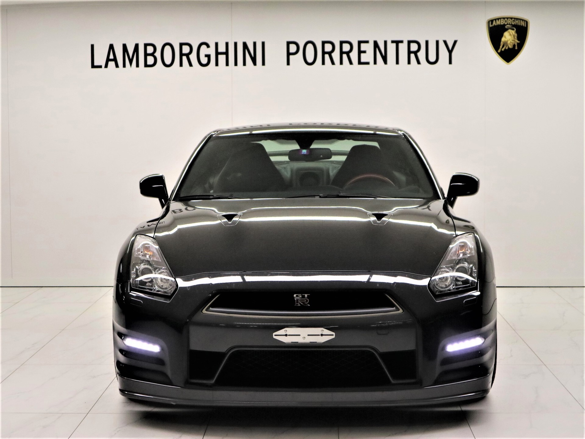 NISSAN GT-R 3.8 V6 Biturbo Black Edition-image-4