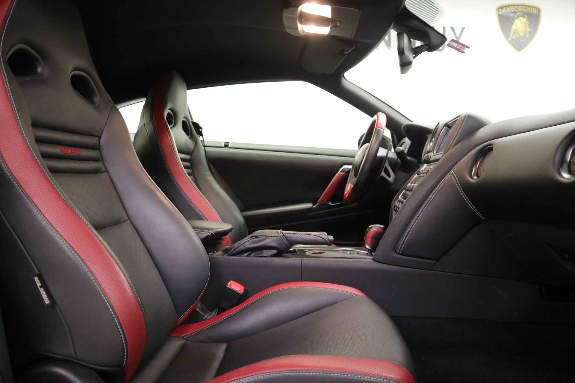 NISSAN GT-R 3.8 V6 Biturbo Black Edition-image-5