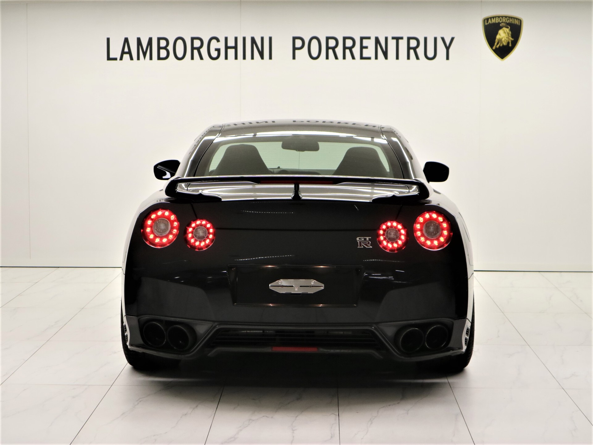 NISSAN GT-R 3.8 V6 Biturbo Black Edition-image-3