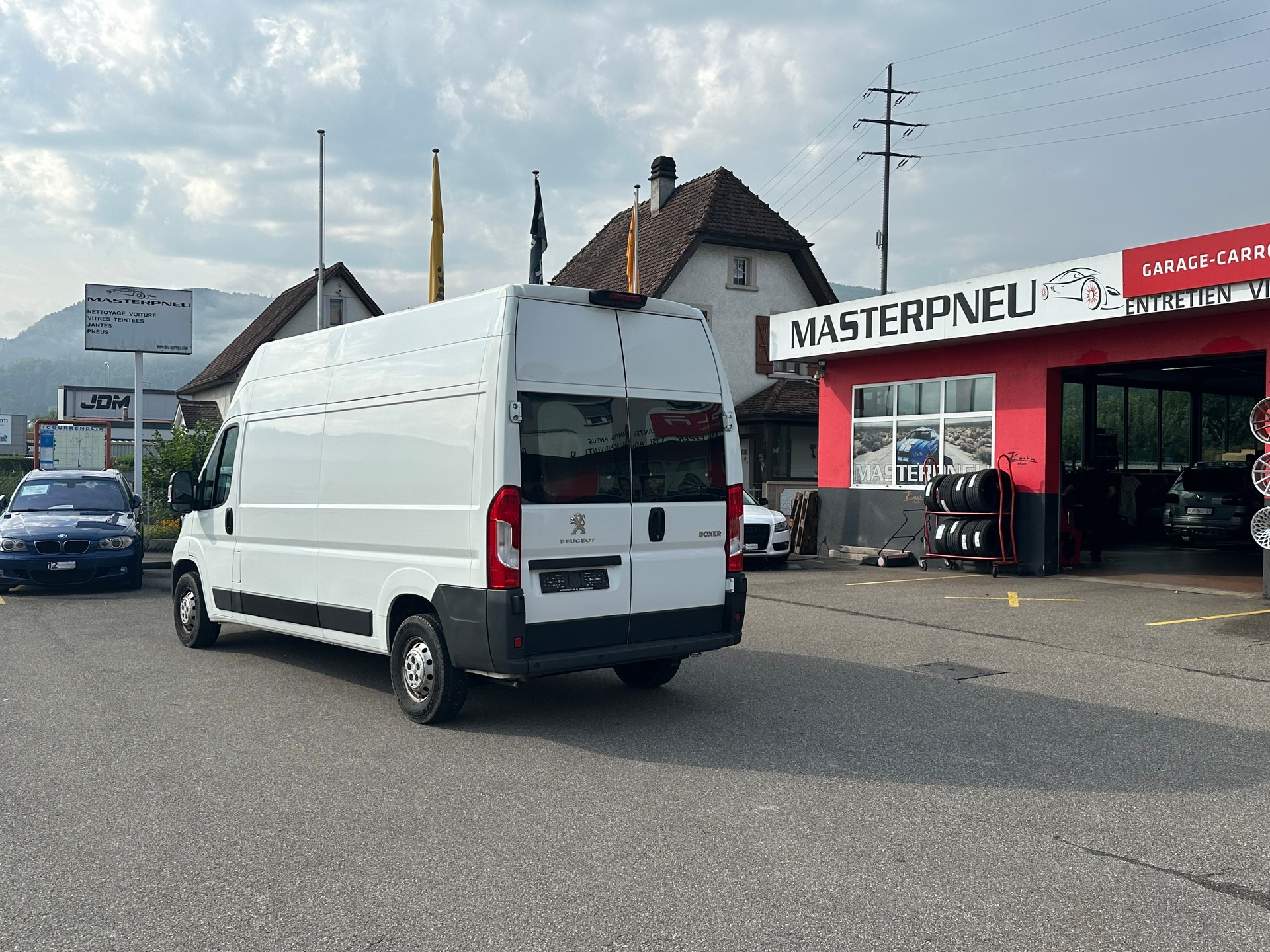 PEUGEOT Boxer 2.0 HDI 335 Active L3H3-image-1