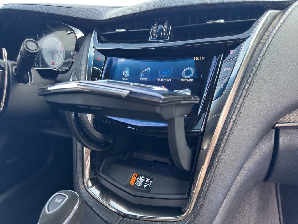 CADILLAC CTS -V Sedan 6.2 Supercharged Automatic * Carbon Paket * Ohne OPF *-image-28