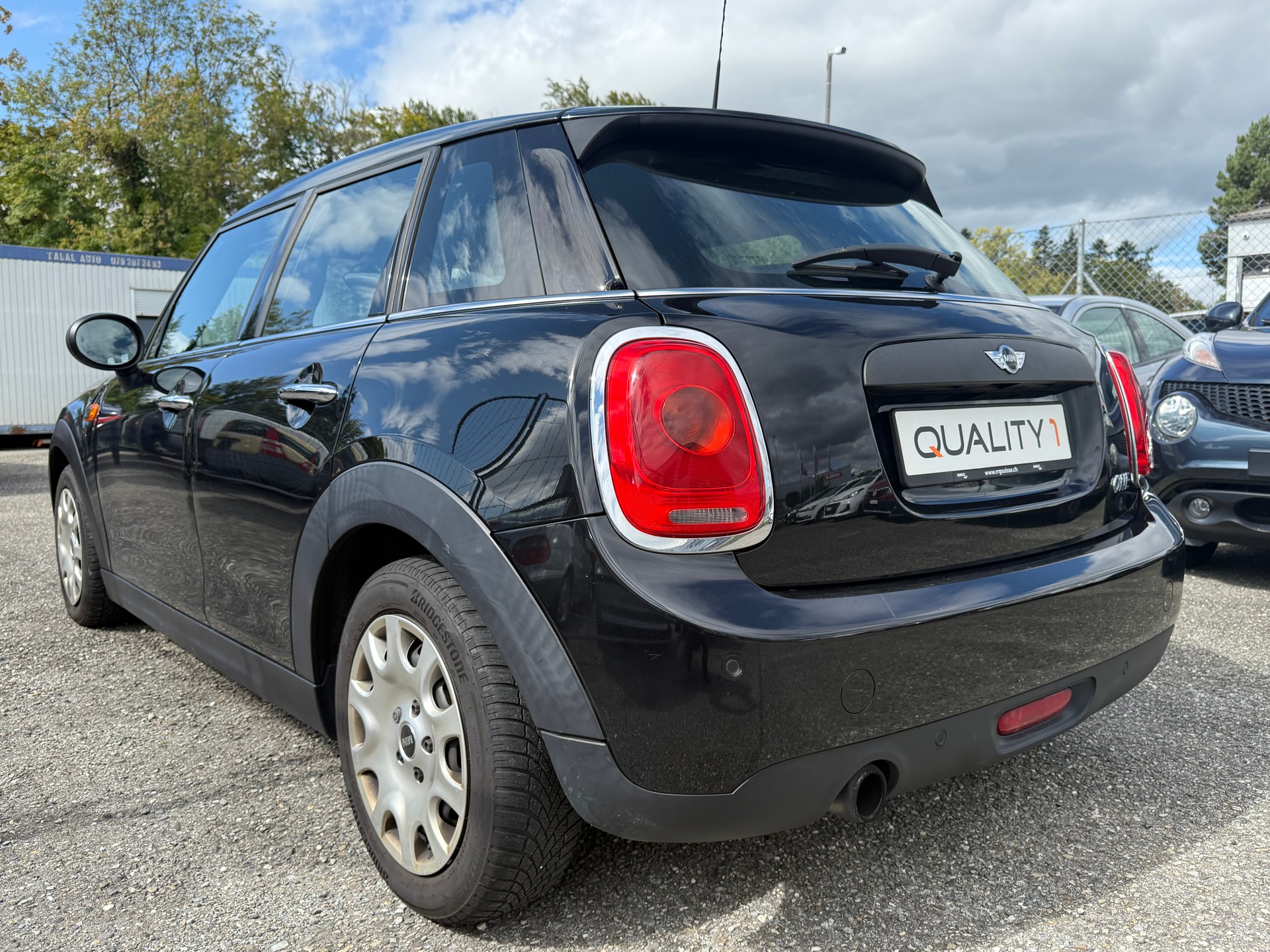 MINI One First Classic Edition-image-2