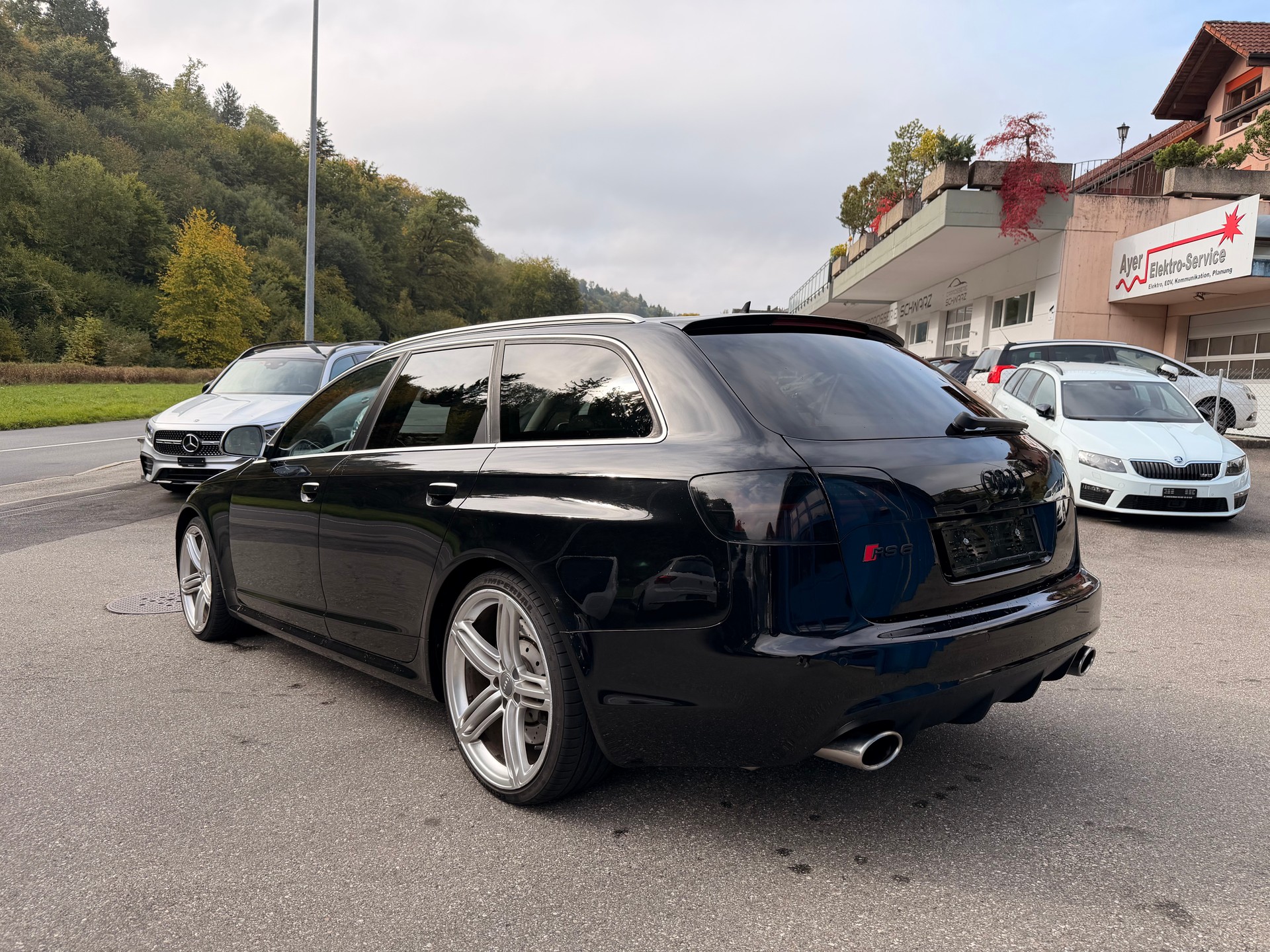 AUDI RS6 Avant 5.0 TFSI V10 quattro tiptronic-image-4