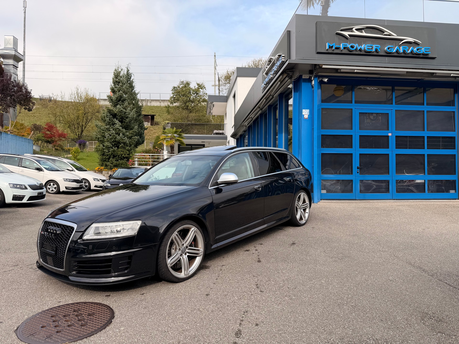 AUDI RS6 Avant 5.0 TFSI V10 quattro tiptronic-image-0
