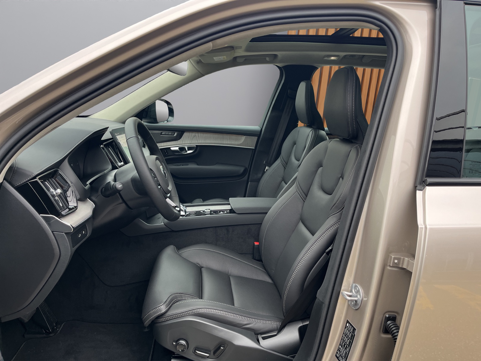 VOLVO XC90 2.0 T8 TE Ultra Dark eAWD-image-8