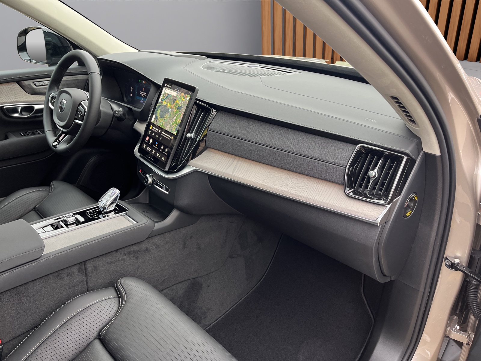 VOLVO XC90 2.0 T8 TE Ultra Dark eAWD-image-12