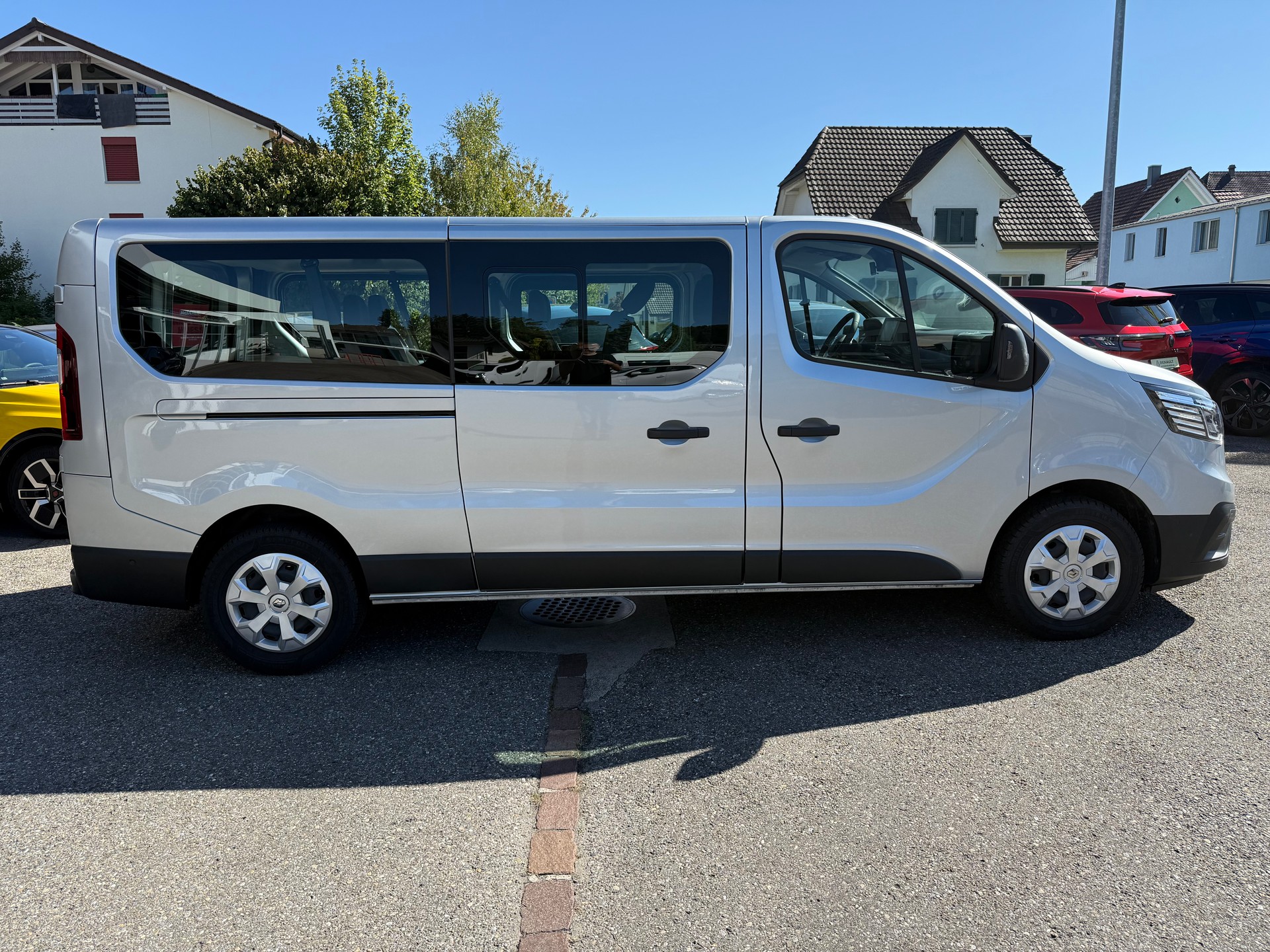 RENAULT Trafic Blue dCi 150 Grand Passenger Evolution EDC-image-6