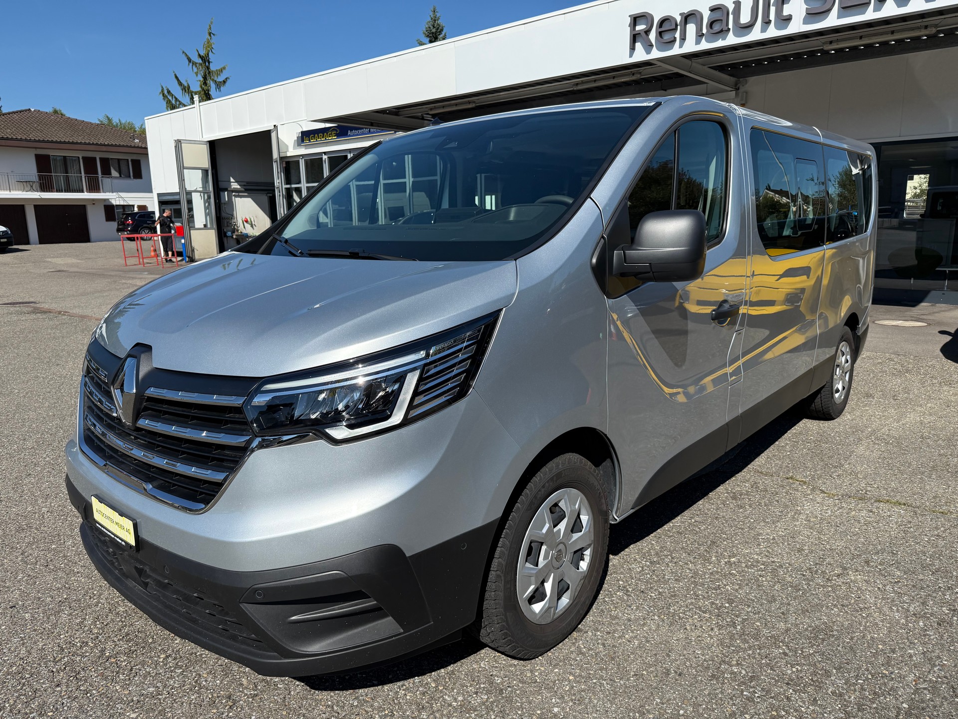 RENAULT Trafic Blue dCi 150 Grand Passenger Evolution EDC-image-1