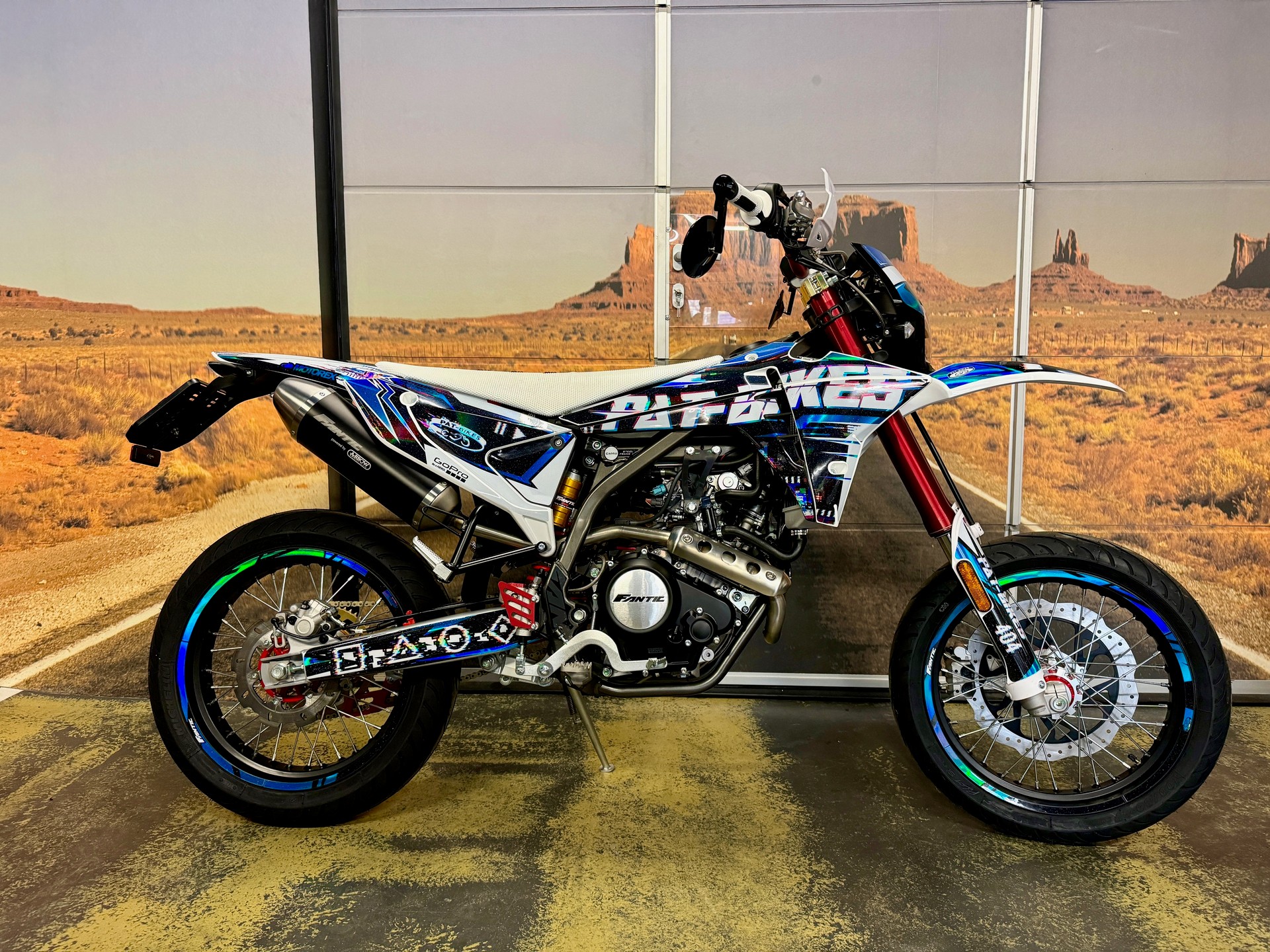 FANTIC XMF 125 Motard-image-5