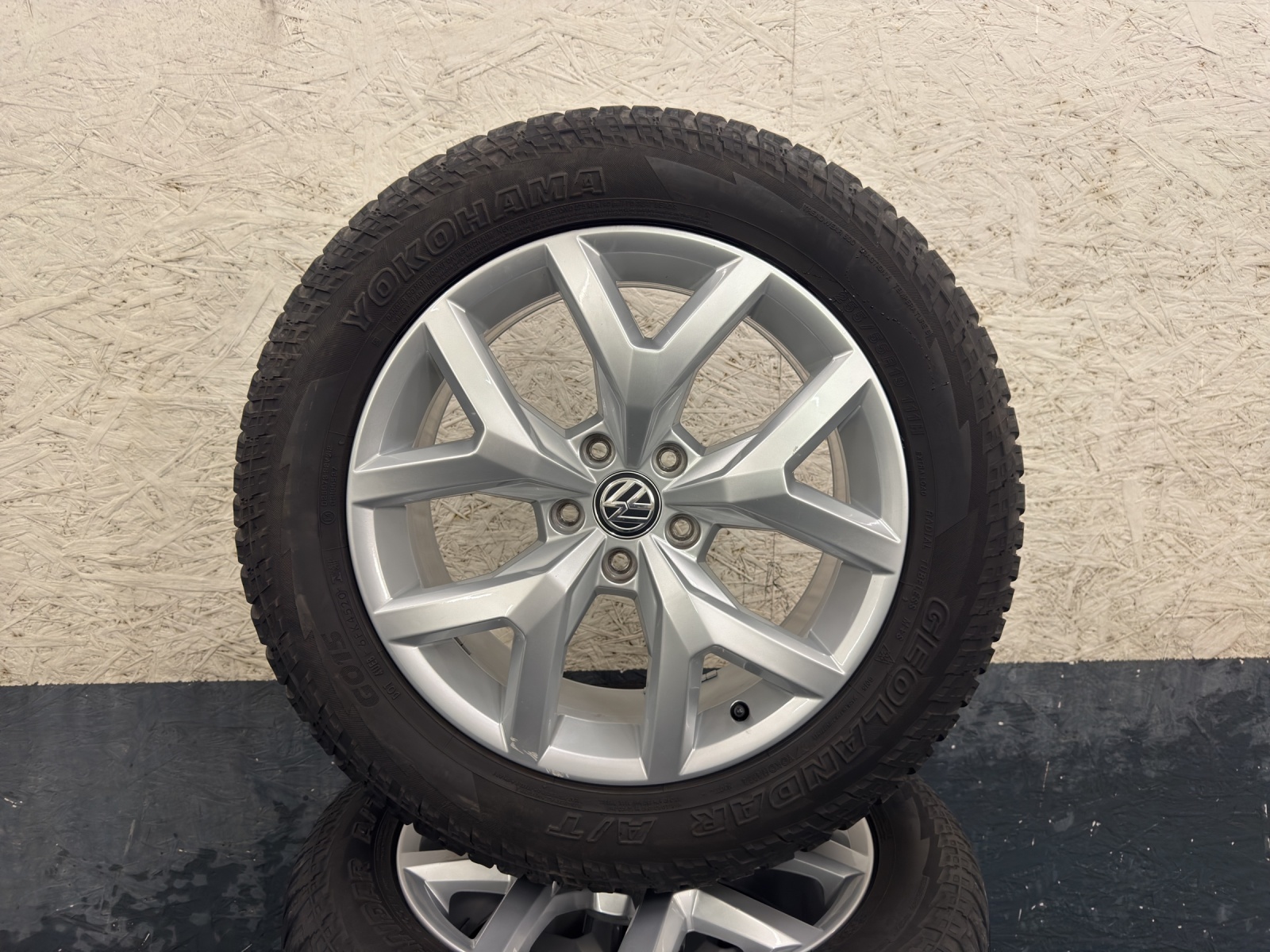 VW Amarok 3.0TDI Crossline 4Motion Automatic-image-27