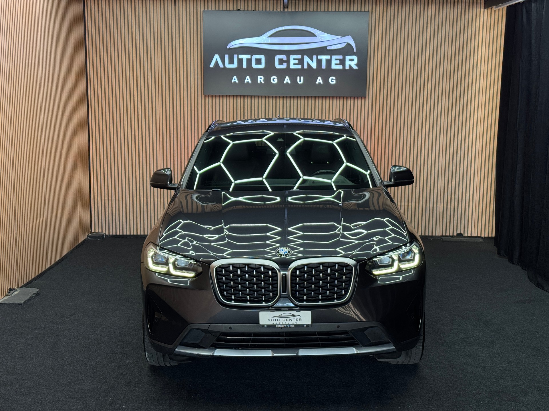 BMW X4 30d xDrive SAG *ab CHF 349.-/ Monat*-image-1