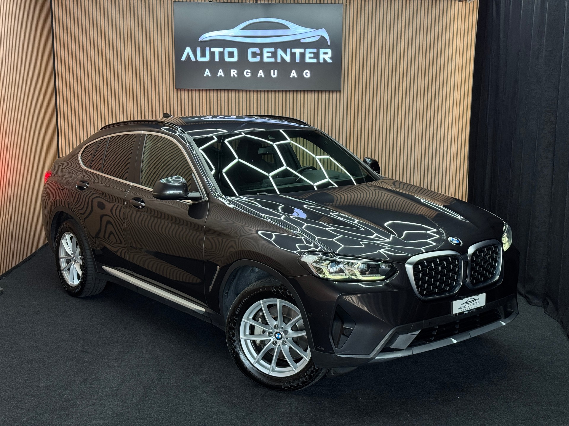 BMW X4 30d xDrive SAG *ab CHF 349.-/ Monat*-image-0