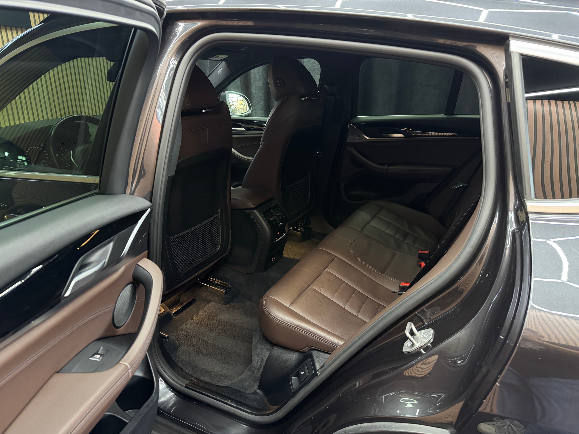 BMW X4 30d xDrive SAG *ab CHF 349.-/ Monat*-image-10