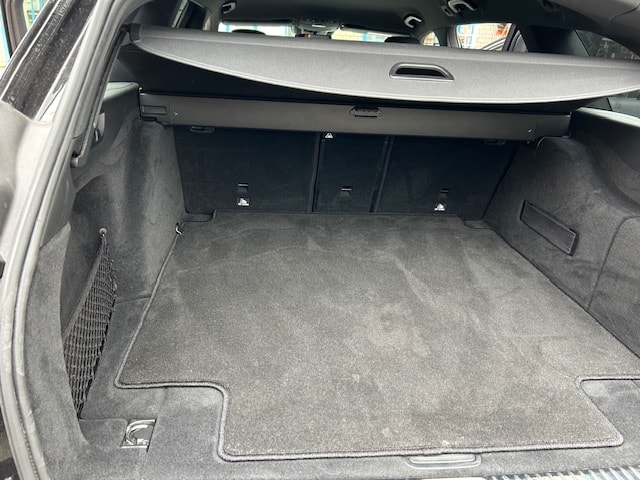 MERCEDES-BENZ E 200 Avantgarde 9G-Tronic-image-6
