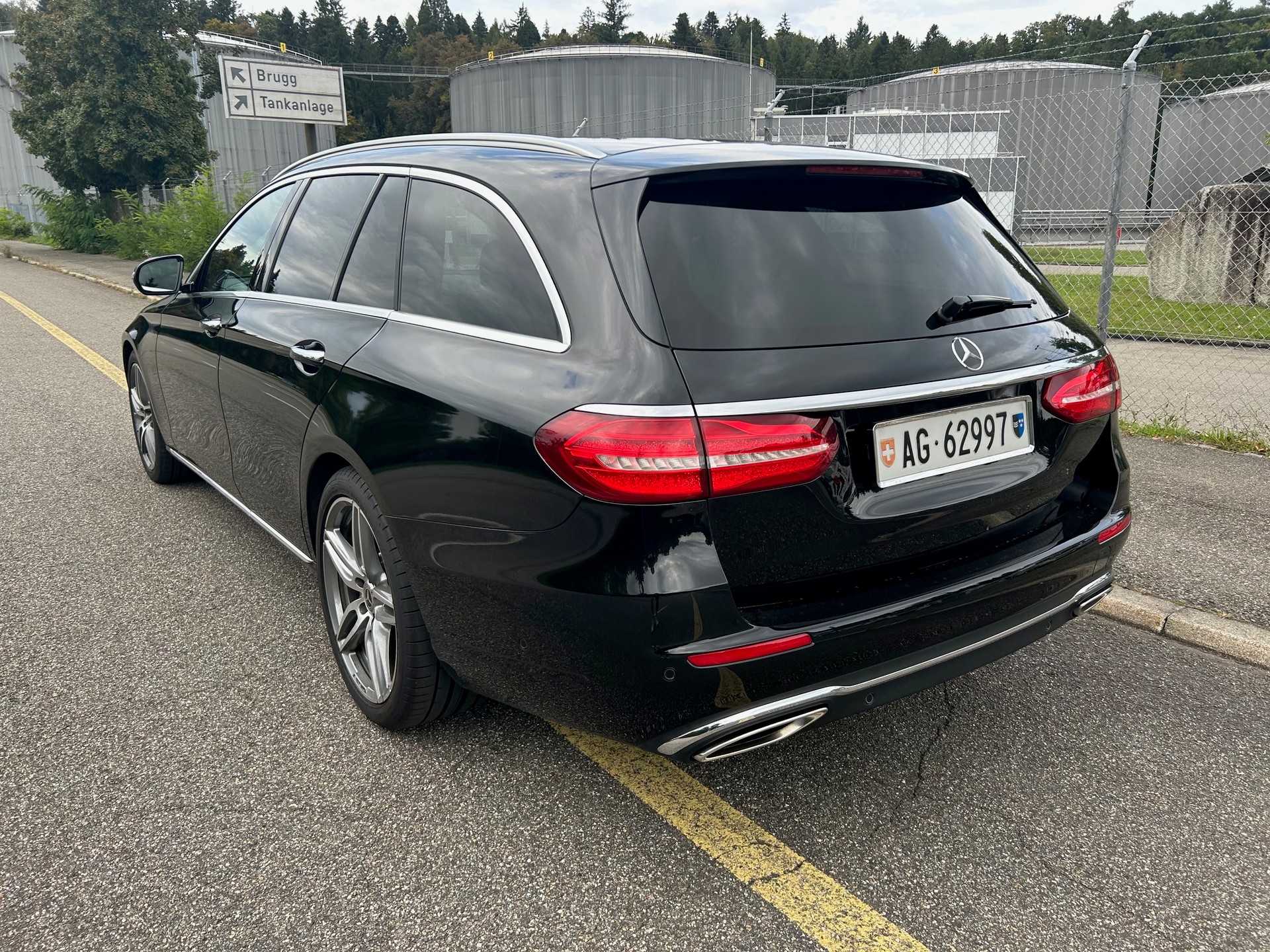 MERCEDES-BENZ E 200 Avantgarde 9G-Tronic-image-1