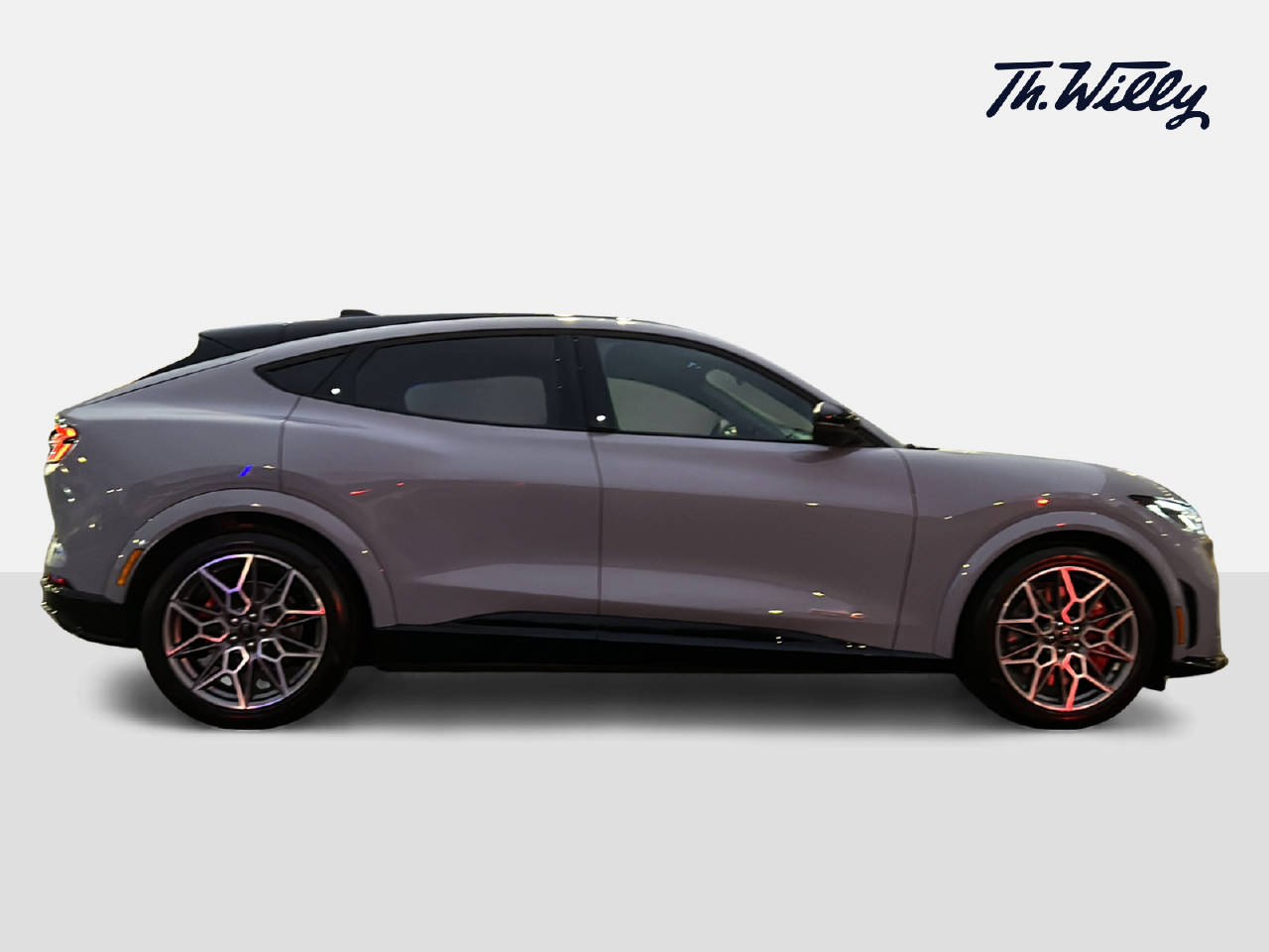 FORD Mustang Mach-E GT AWD-image-5