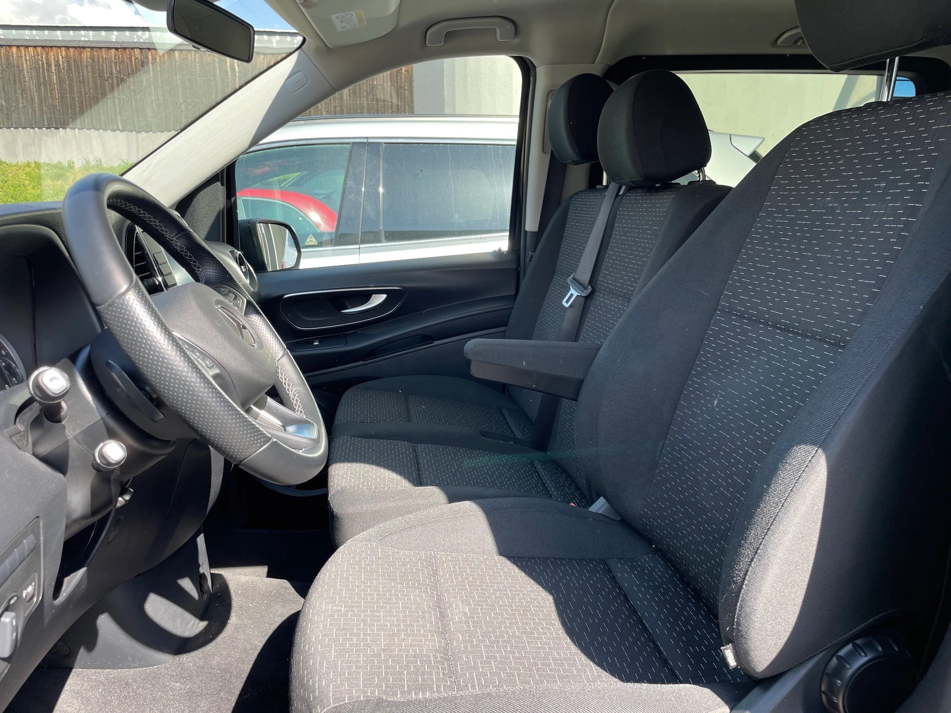 MERCEDES-BENZ Vito 116 CDI Lang Select Tourer 4Matic 9G-Tronic-image-7
