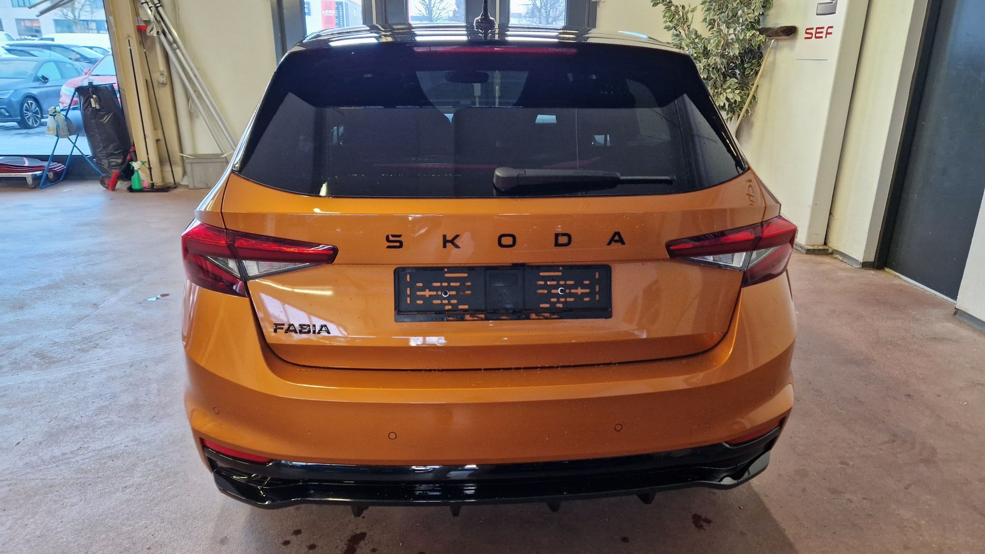 SKODA Fabia 1.0 TSI Monte Carlo DSG-image-2