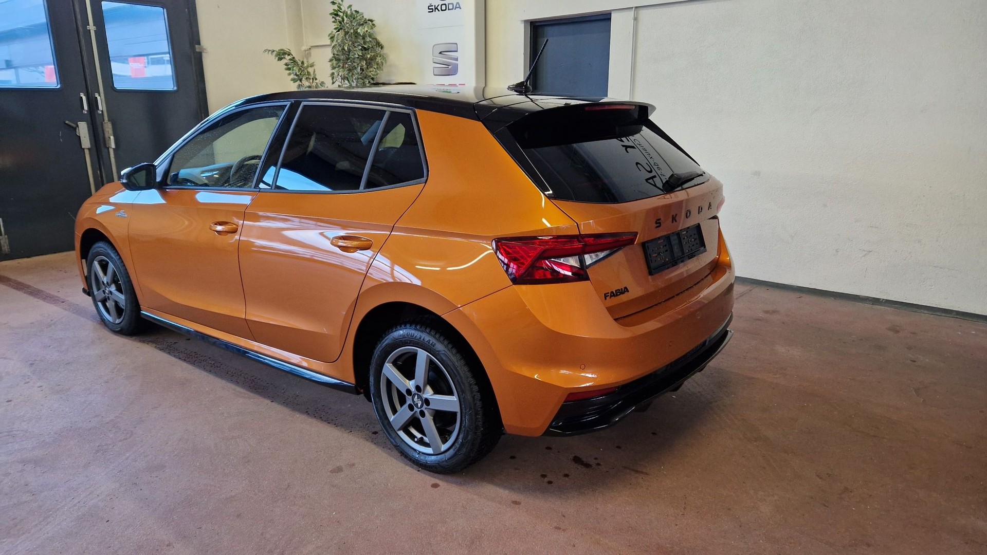 SKODA Fabia 1.0 TSI Monte Carlo DSG-image-3