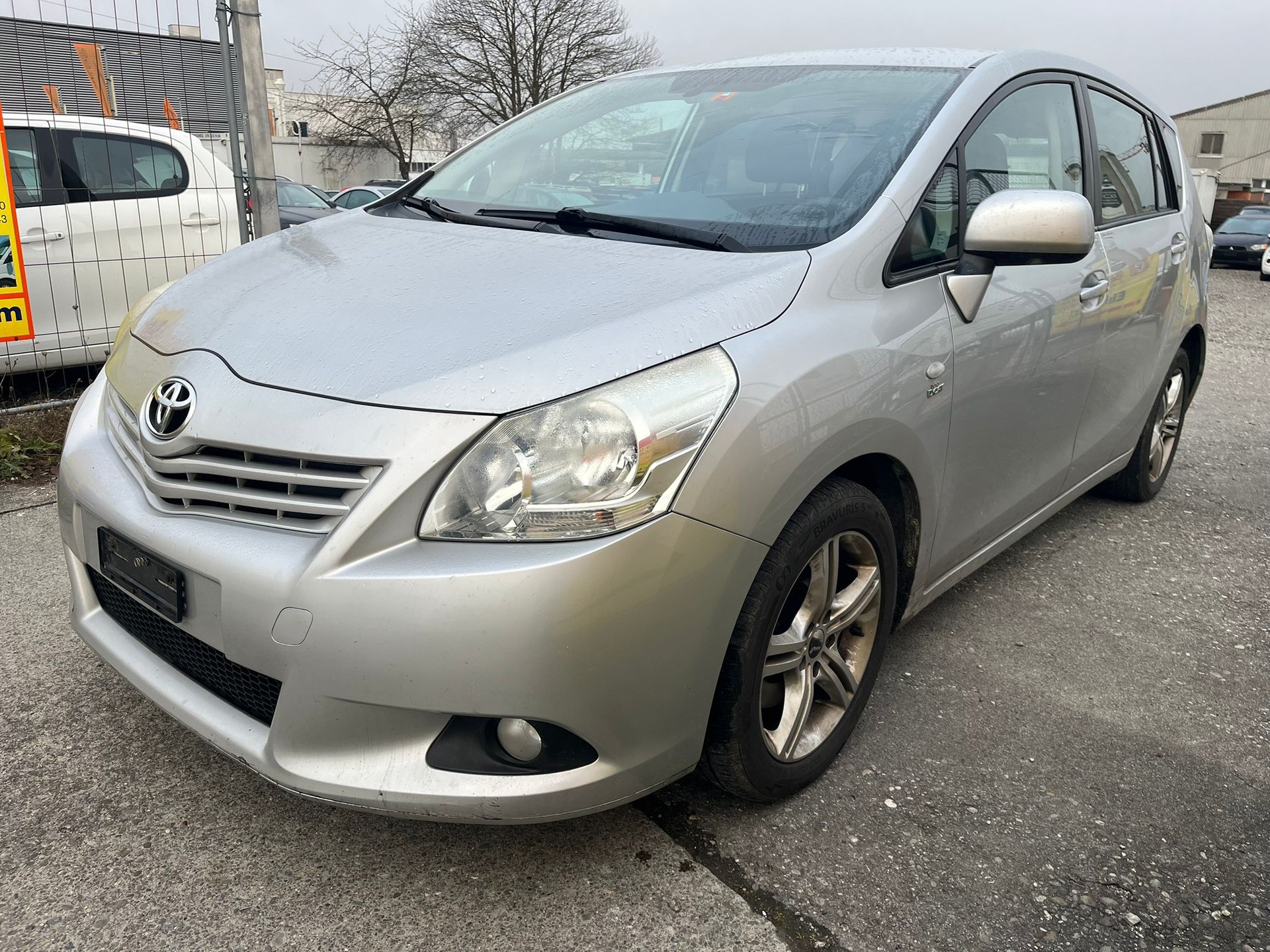 TOYOTA Verso 2.2 D-CAT Linea Sol Premium Automatic-image-0
